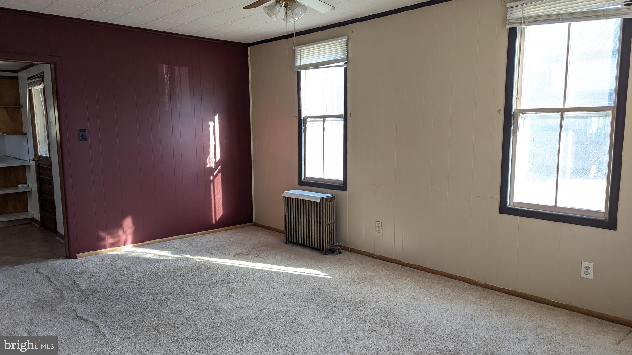 HOWARD - Residential