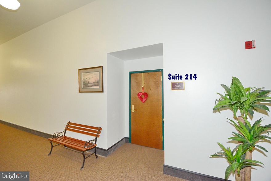 condo- Office Space  2nd Floor  Ideal for Medical , Consulting, Therapeutic Massage ,