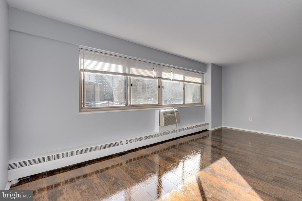 Photo of 2101 - 17 Chestnut Street #705, PHILADELPHIA, PA 19103 (MLS # PAPH2576528)