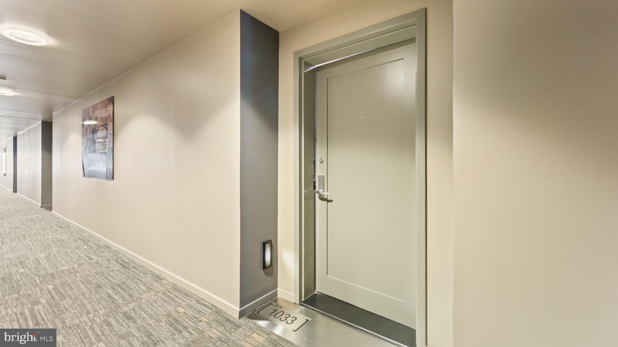 LOCUST POINT - Residential