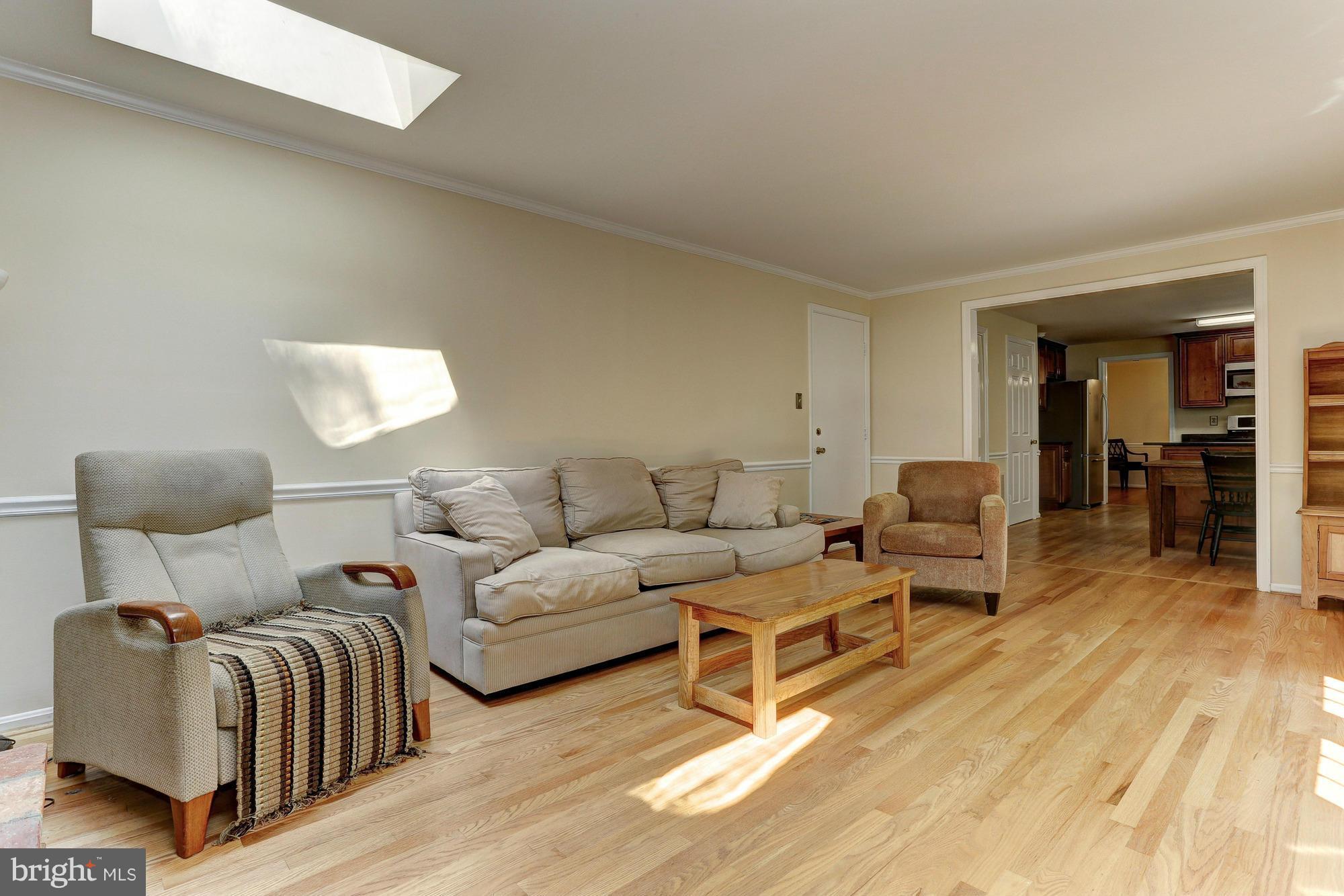 DERWOOD STATION - Residential