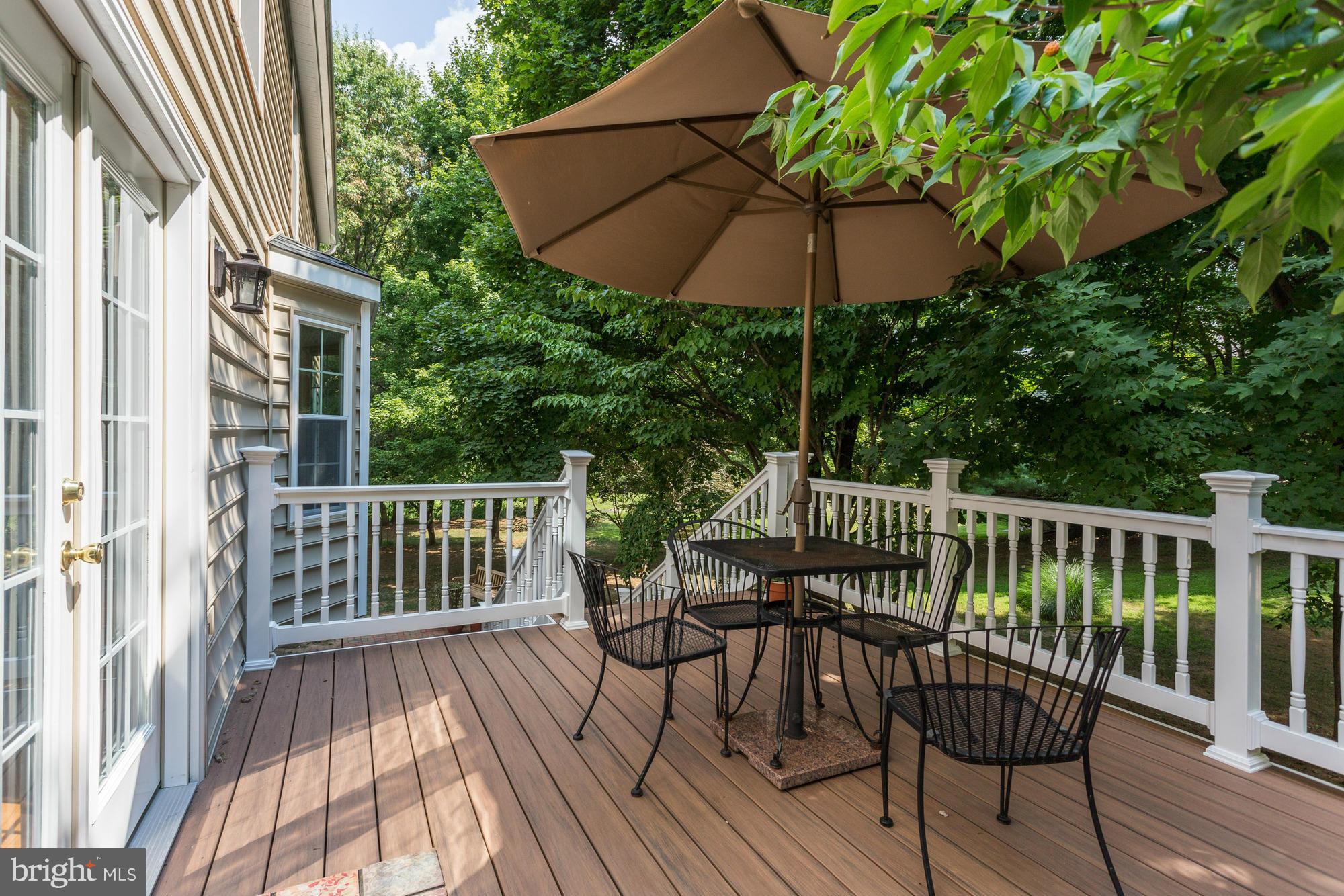 DERWOOD STATION - Residential