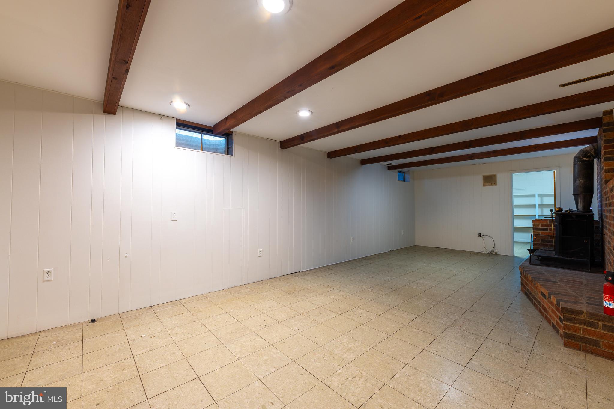 AVONDALE ACRES - Residential