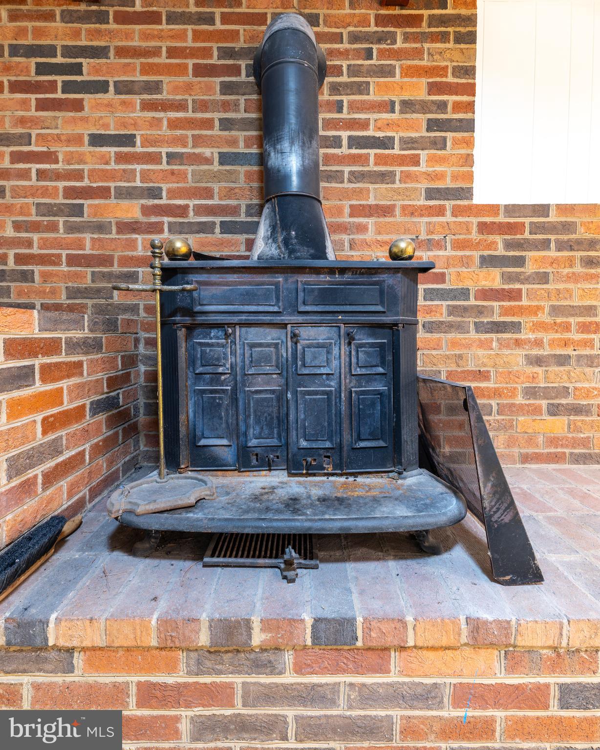 AVONDALE ACRES - Residential