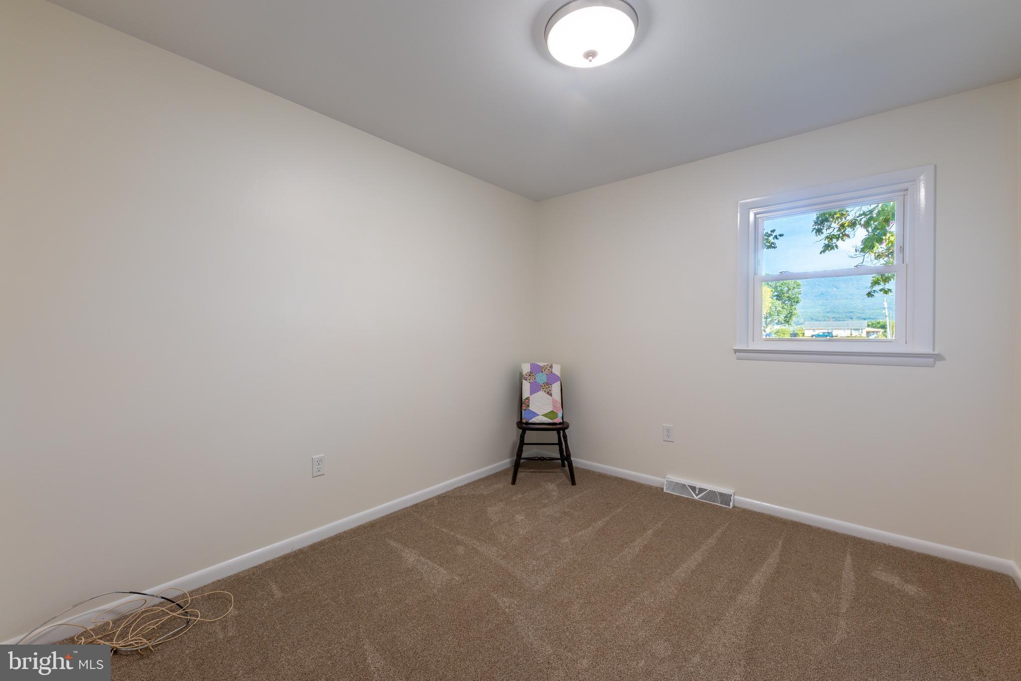 AVONDALE ACRES - Residential