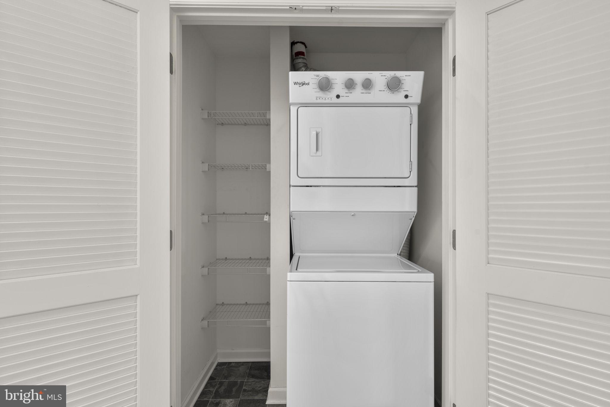 BRIDGEPORT CONDO PHASE 2 - Residential Lease