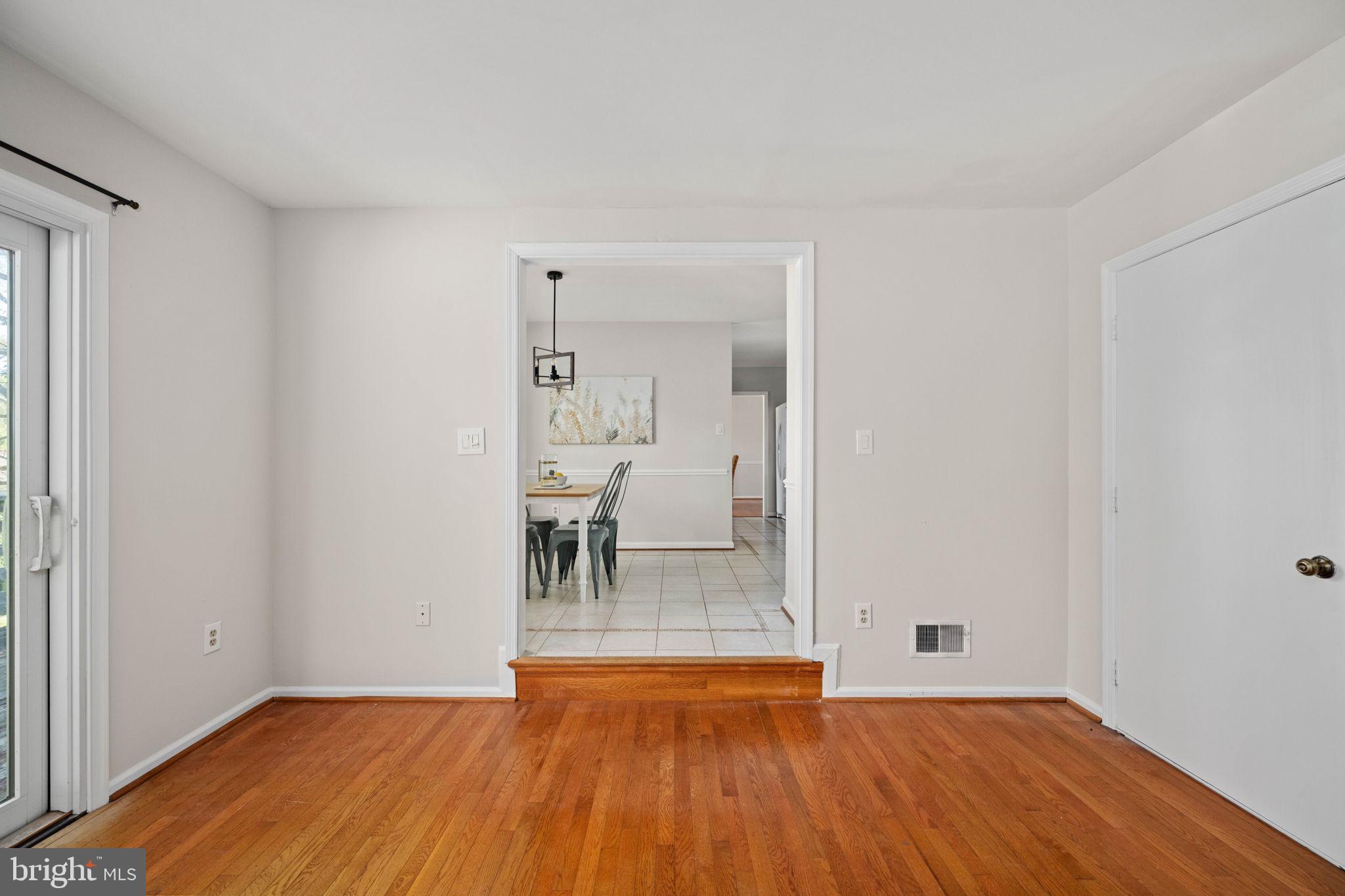 SIGNAL HILL - Residential