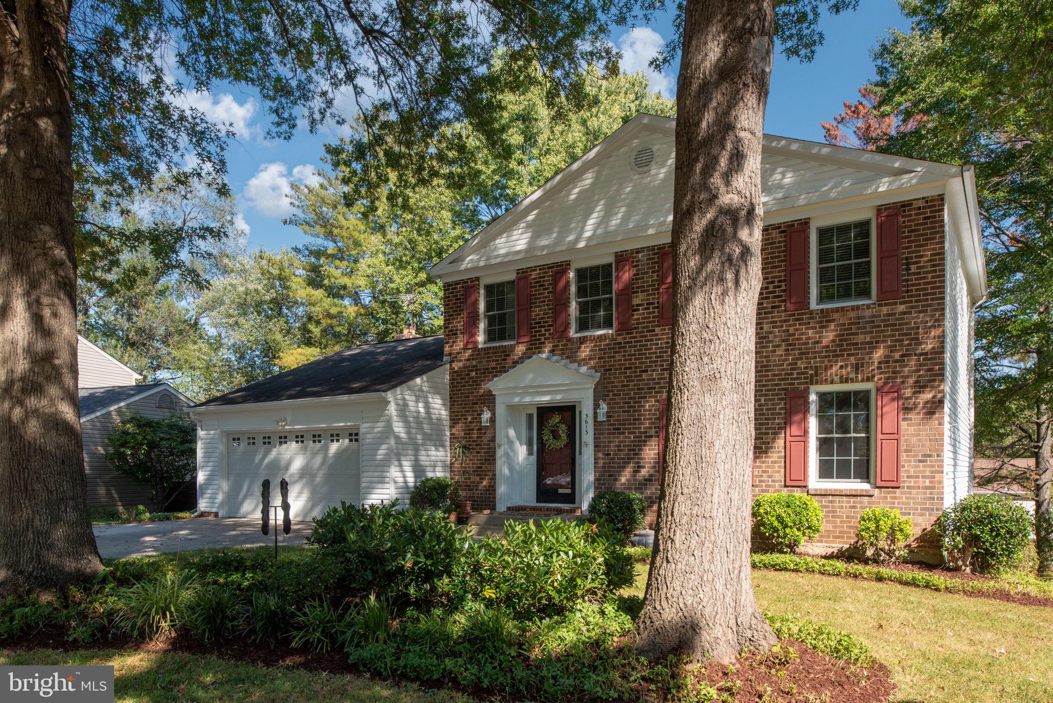 SIGNAL HILL - Residential