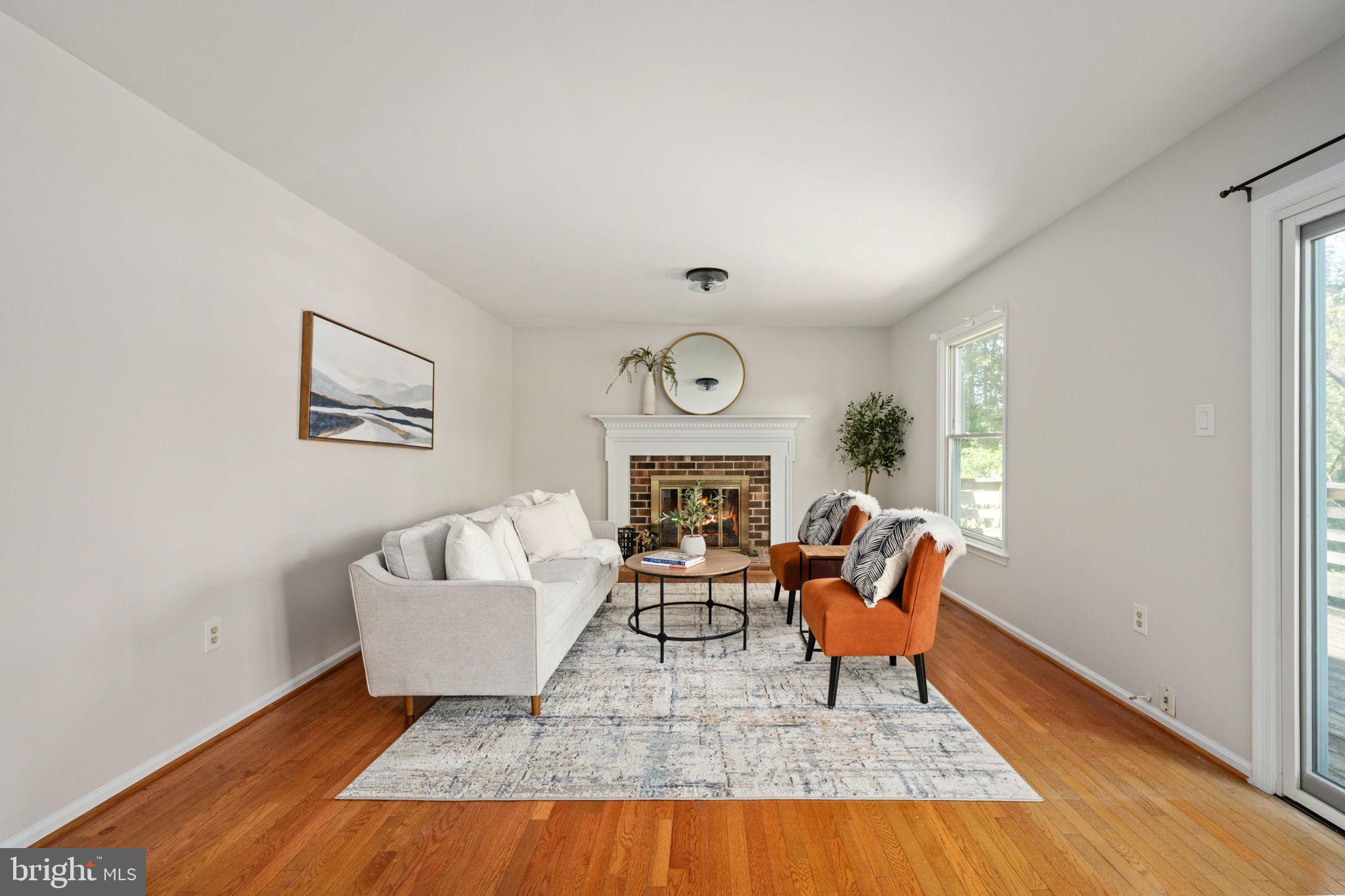 SIGNAL HILL - Residential