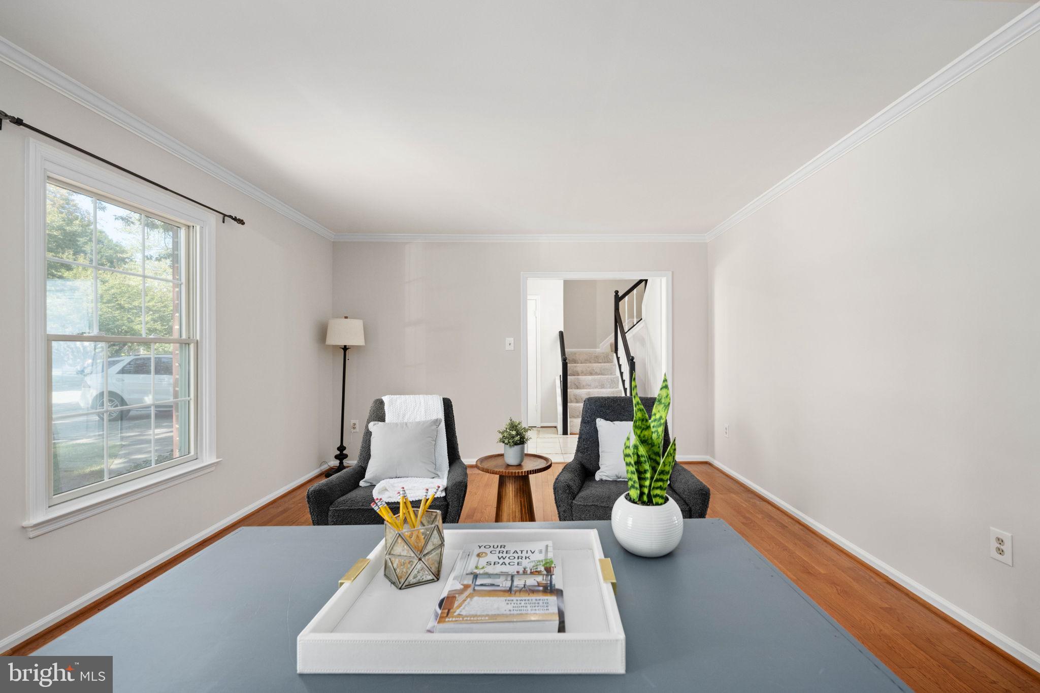 SIGNAL HILL - Residential