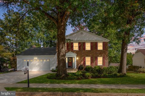 5613 MOUNT BURNSIDE WAY BURKE VA 22015