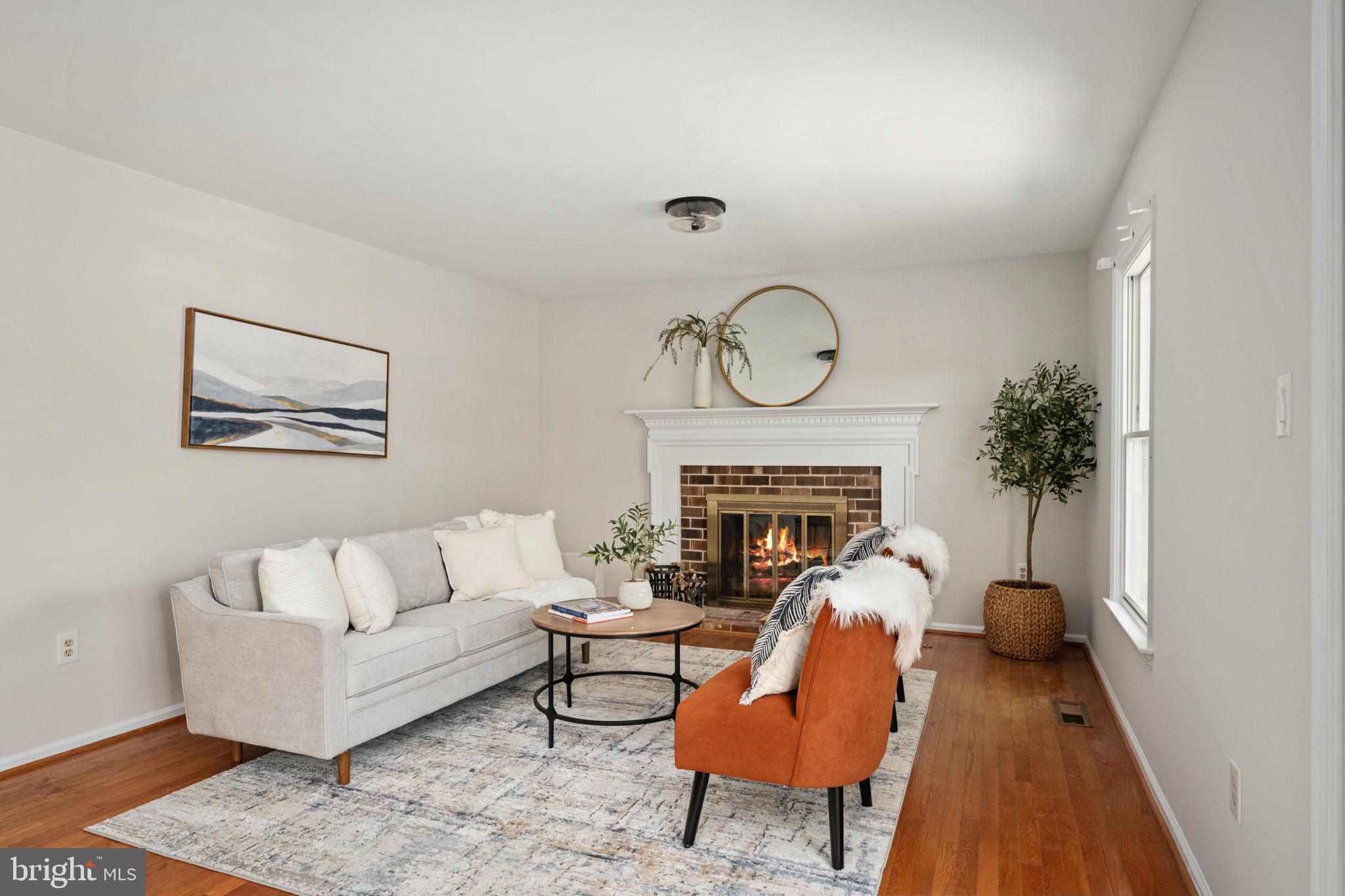 SIGNAL HILL - Residential