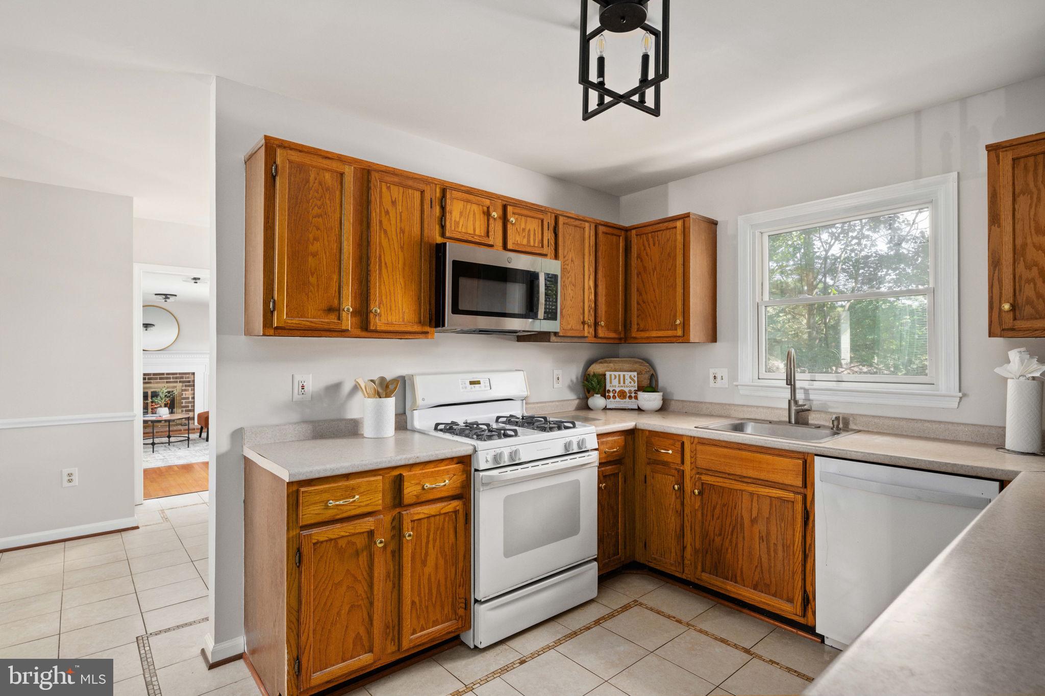 SIGNAL HILL - Residential