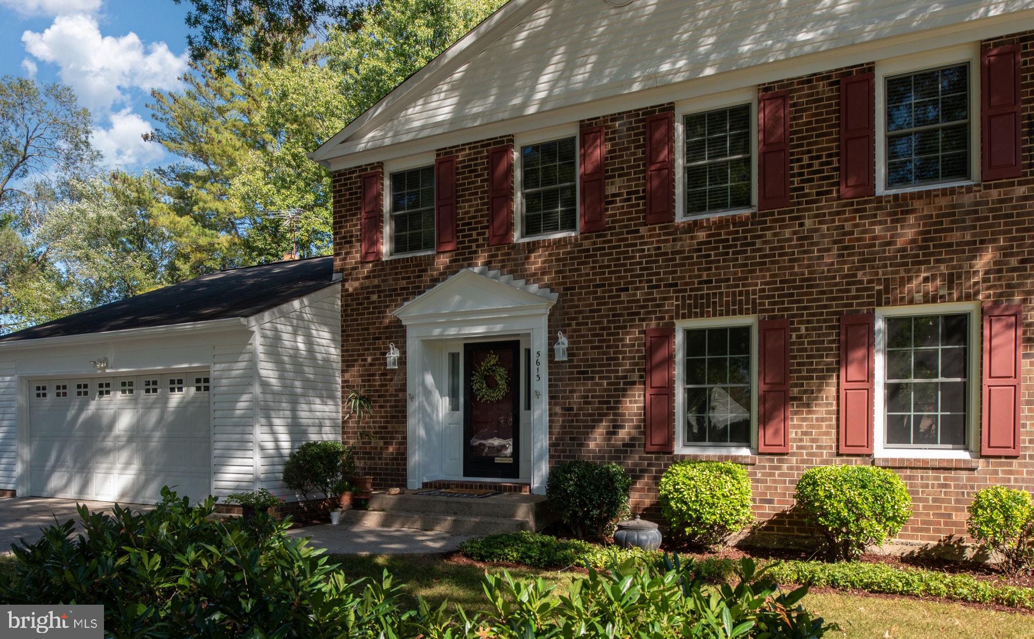 SIGNAL HILL - Residential