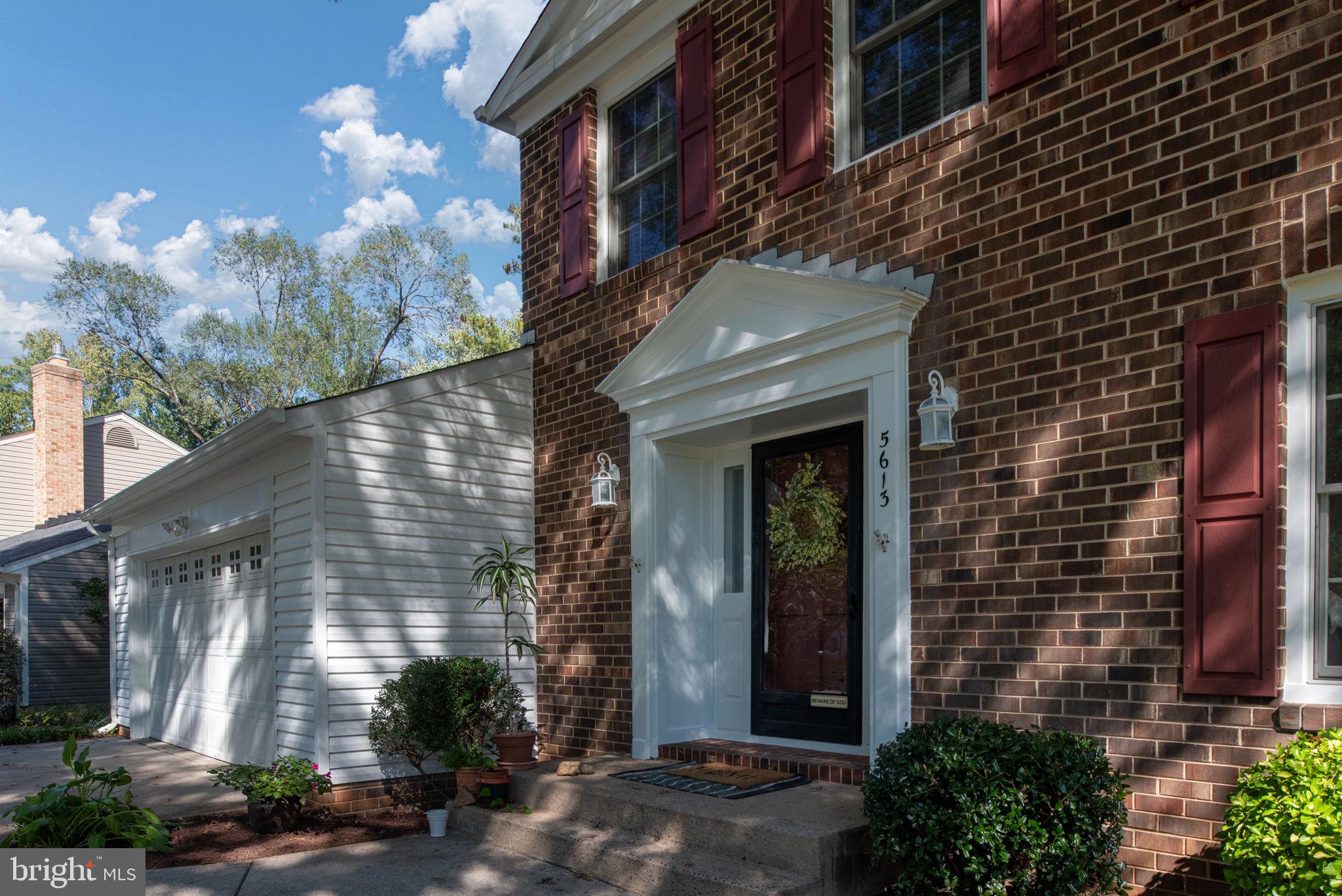 SIGNAL HILL - Residential