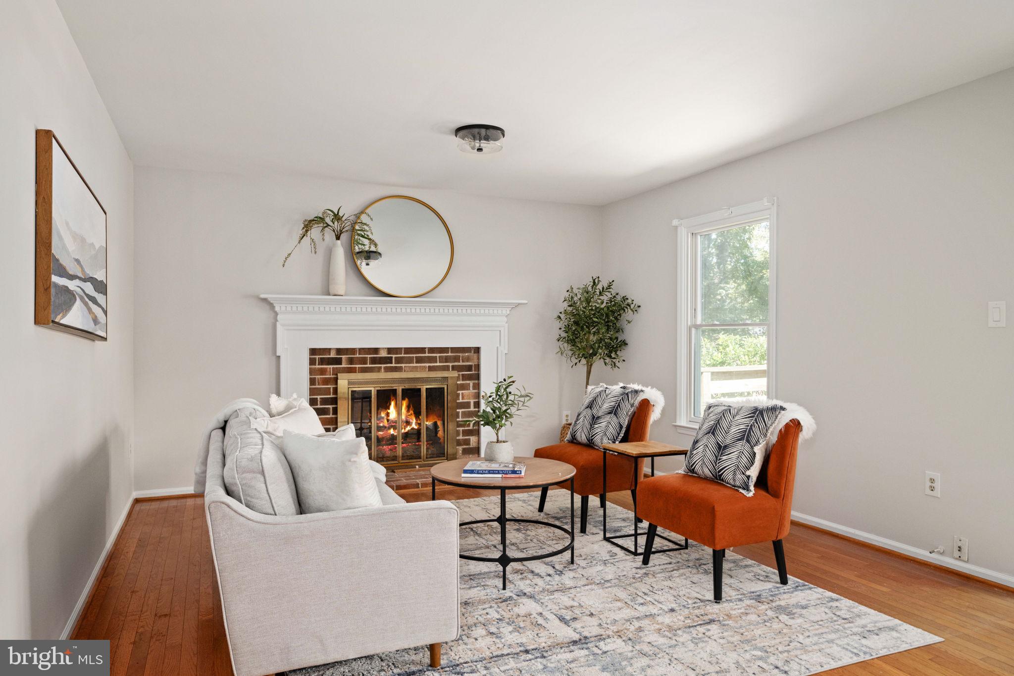 SIGNAL HILL - Residential