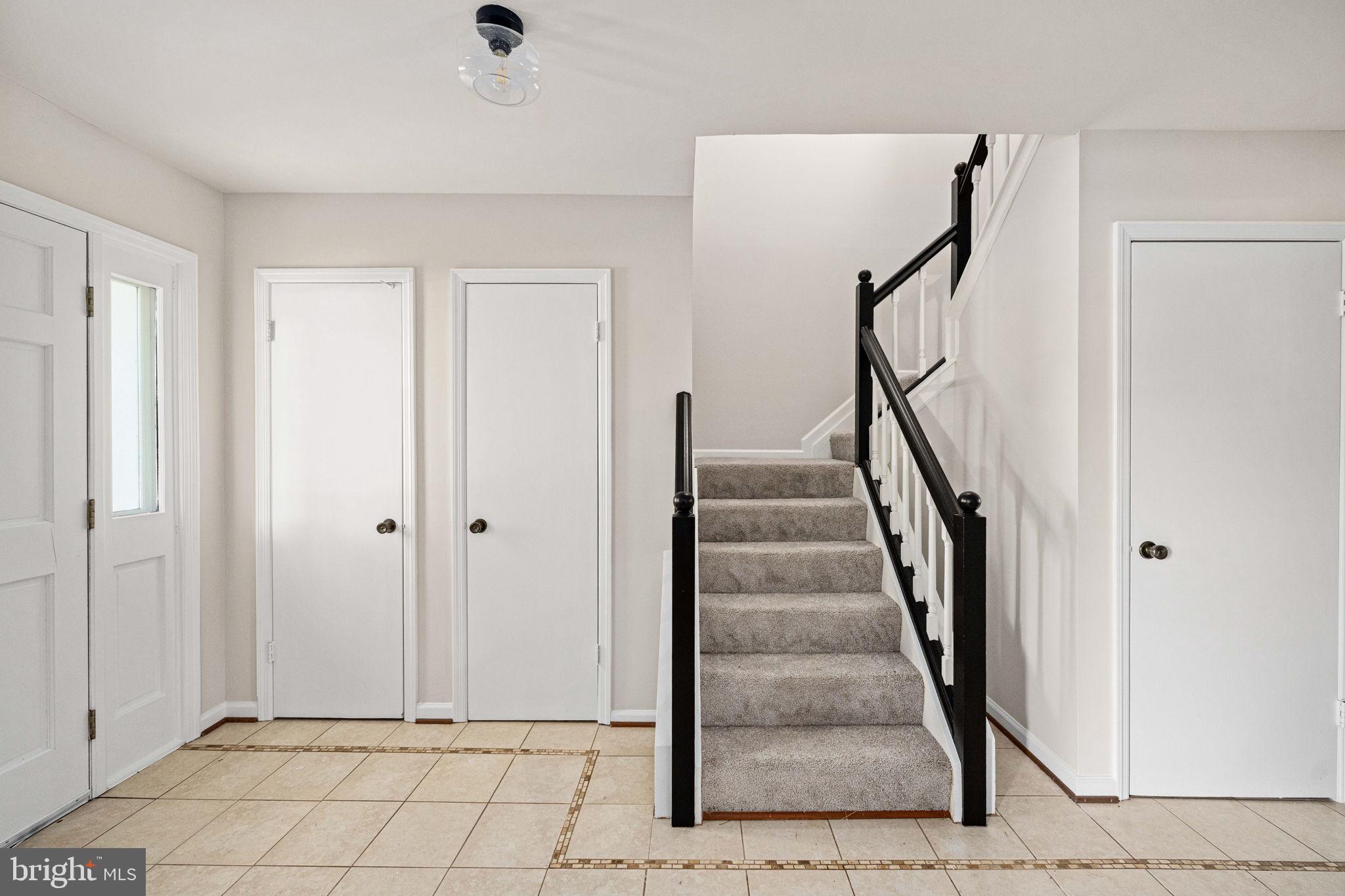 SIGNAL HILL - Residential