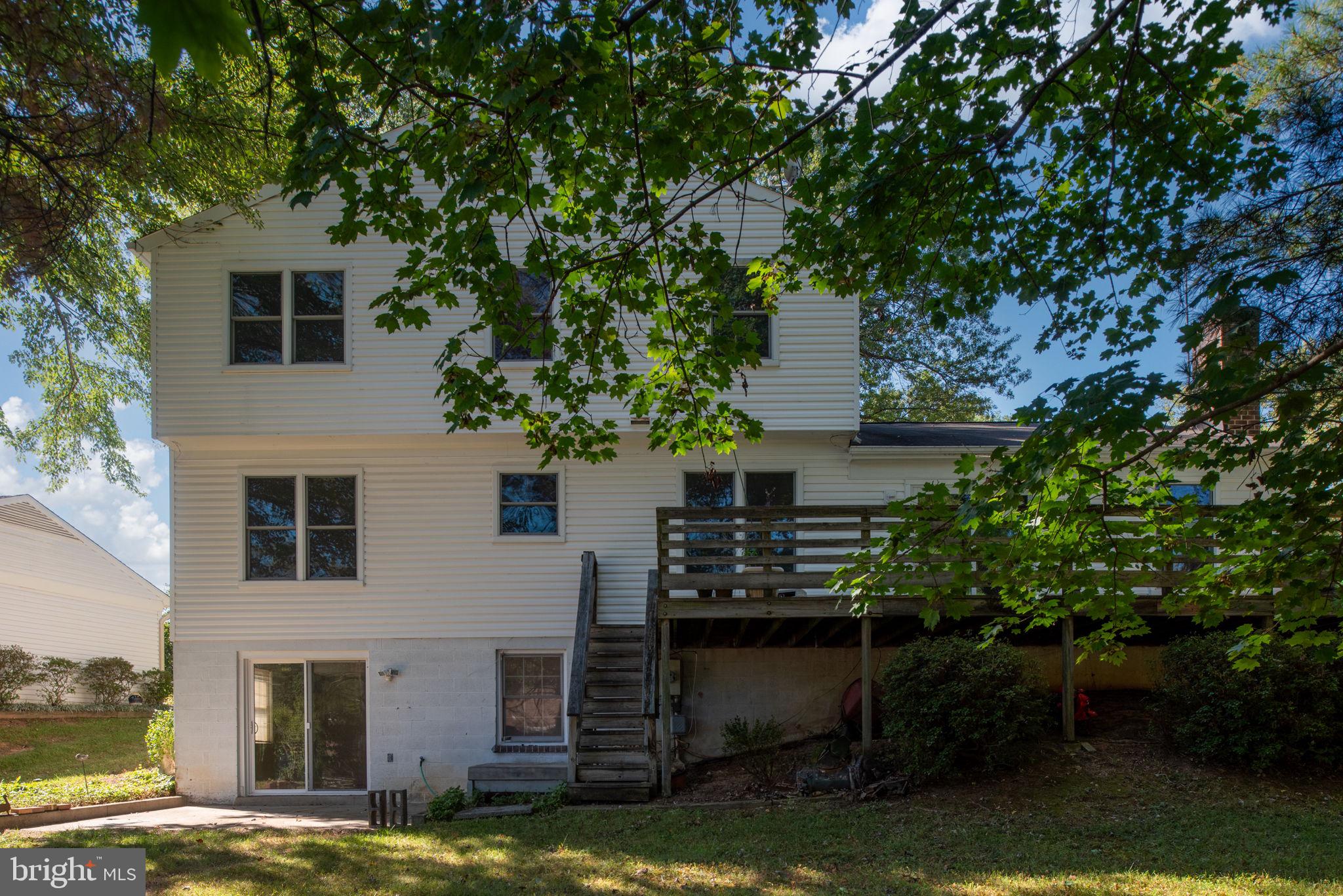 SIGNAL HILL - Residential