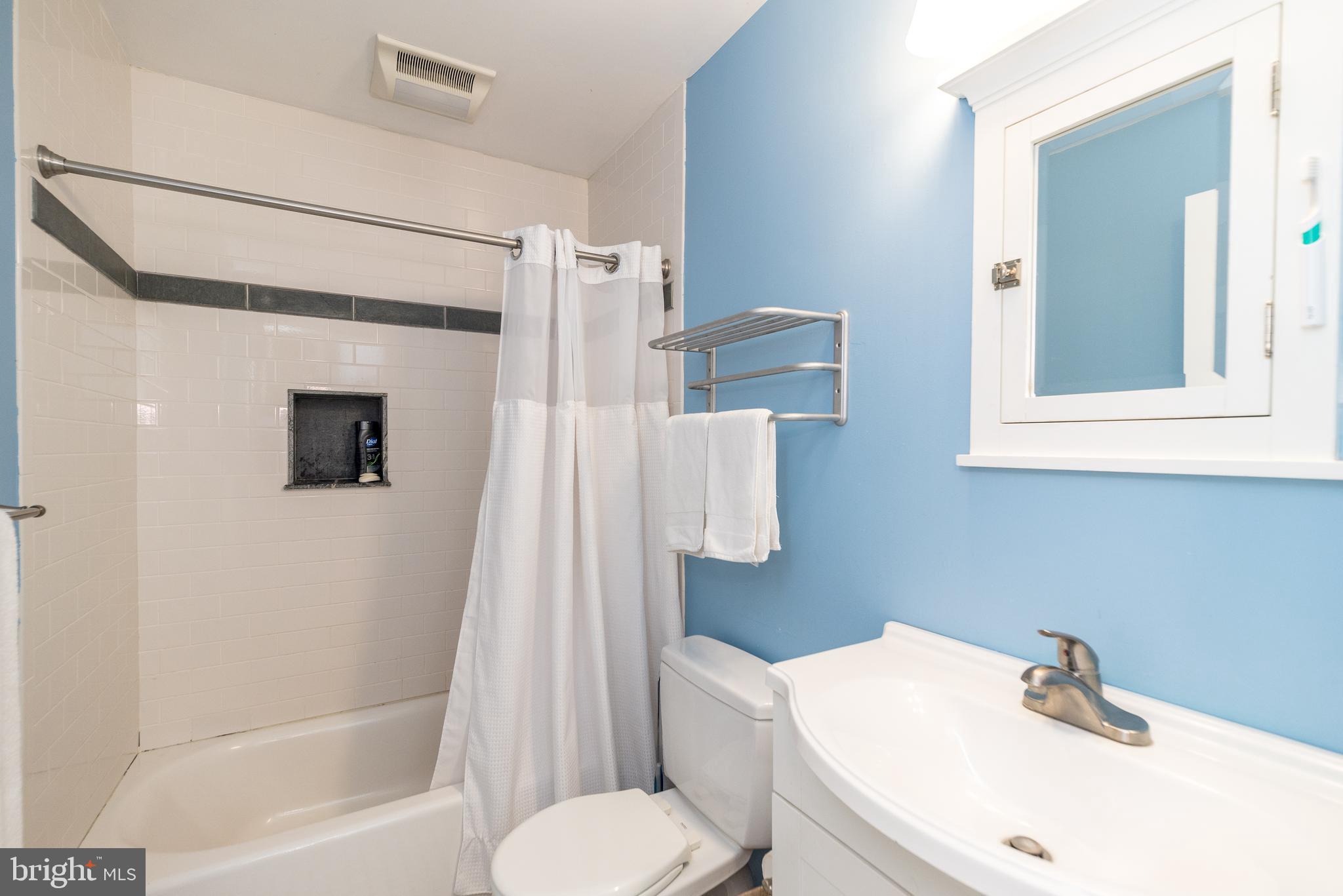 WOODS OF SANDY RID - Residential