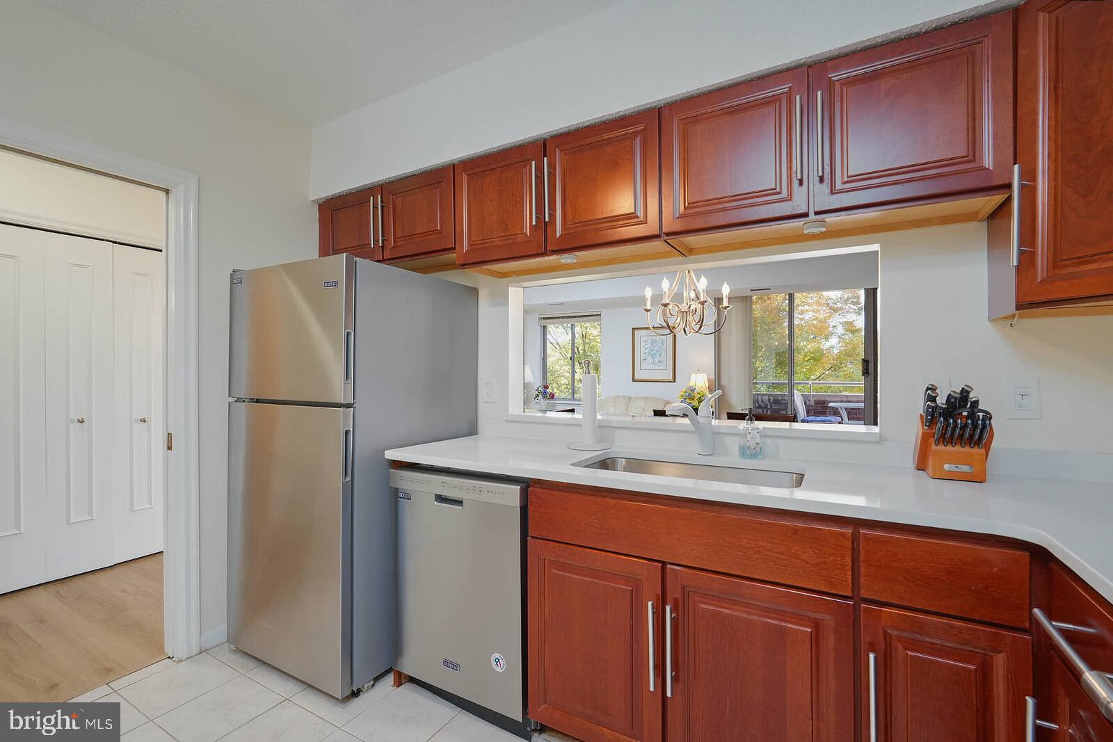 5800 NICHOLSON 1-404