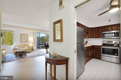 5800 NICHOLSON 1-404 NORTH BETHESDA MD 20852