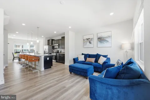 MLS: MDCH2054288