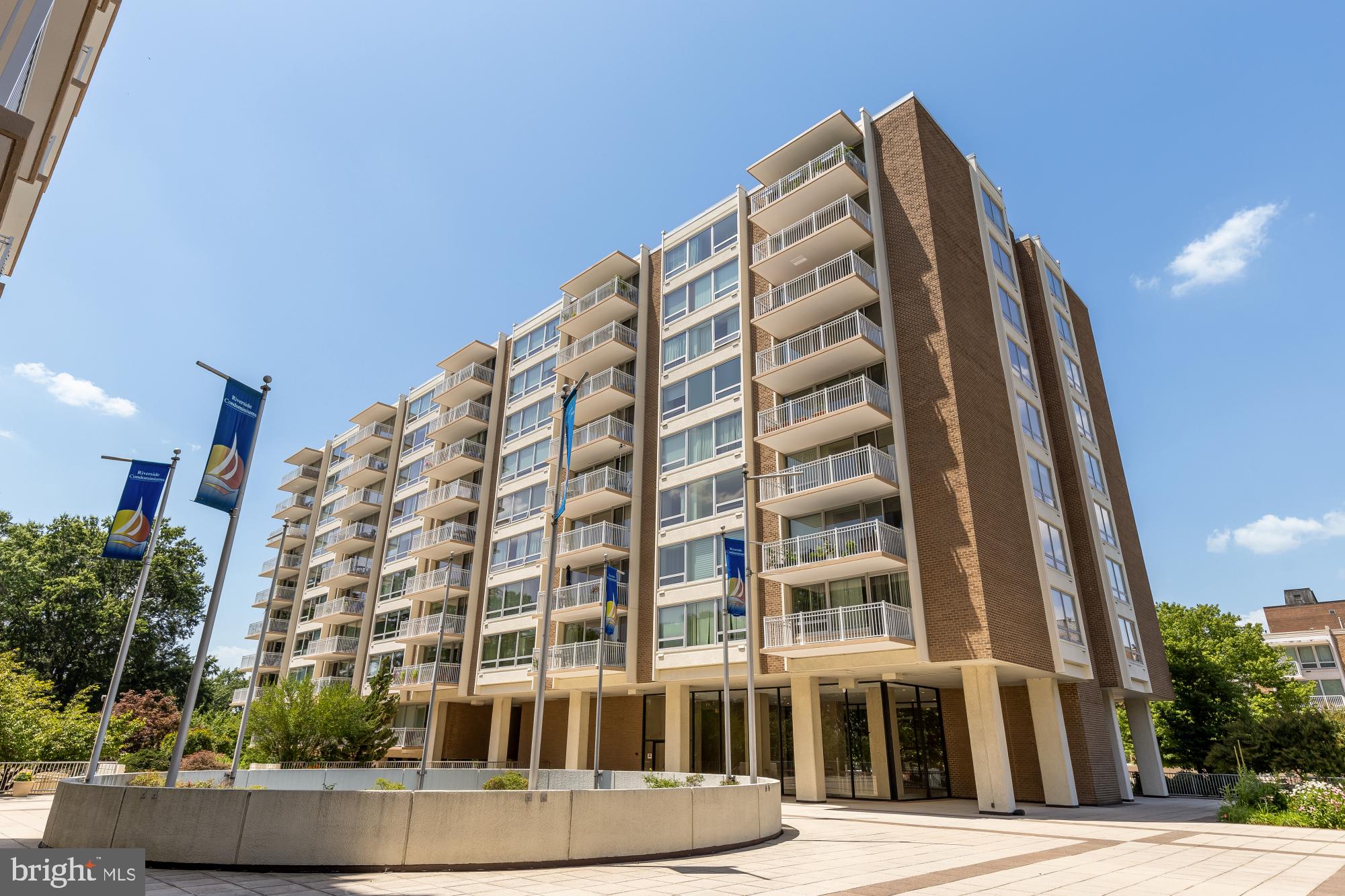 1425 4TH STREET SW A306