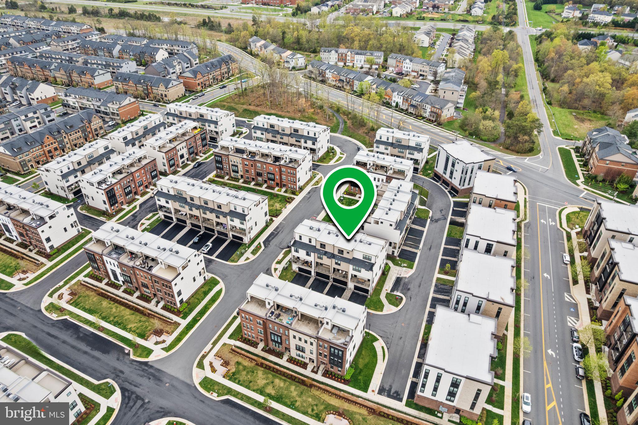 METRO WALK AT MOOREFIELD STATION - Residential Lease