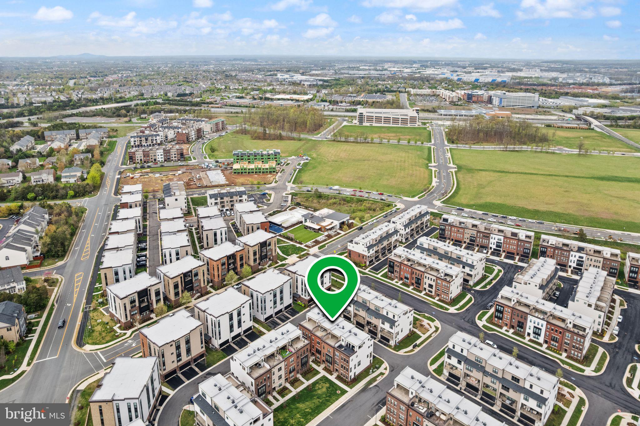 METRO WALK AT MOOREFIELD STATION - Residential Lease