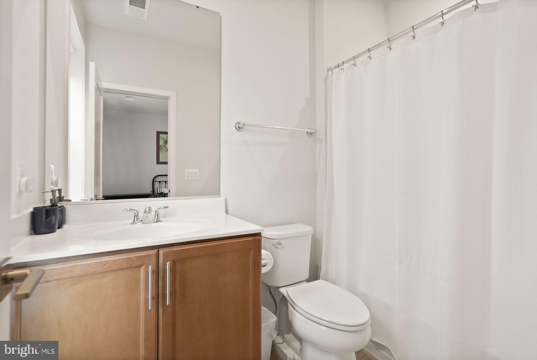 METRO WALK AT MOOREFIELD STATION - Residential Lease