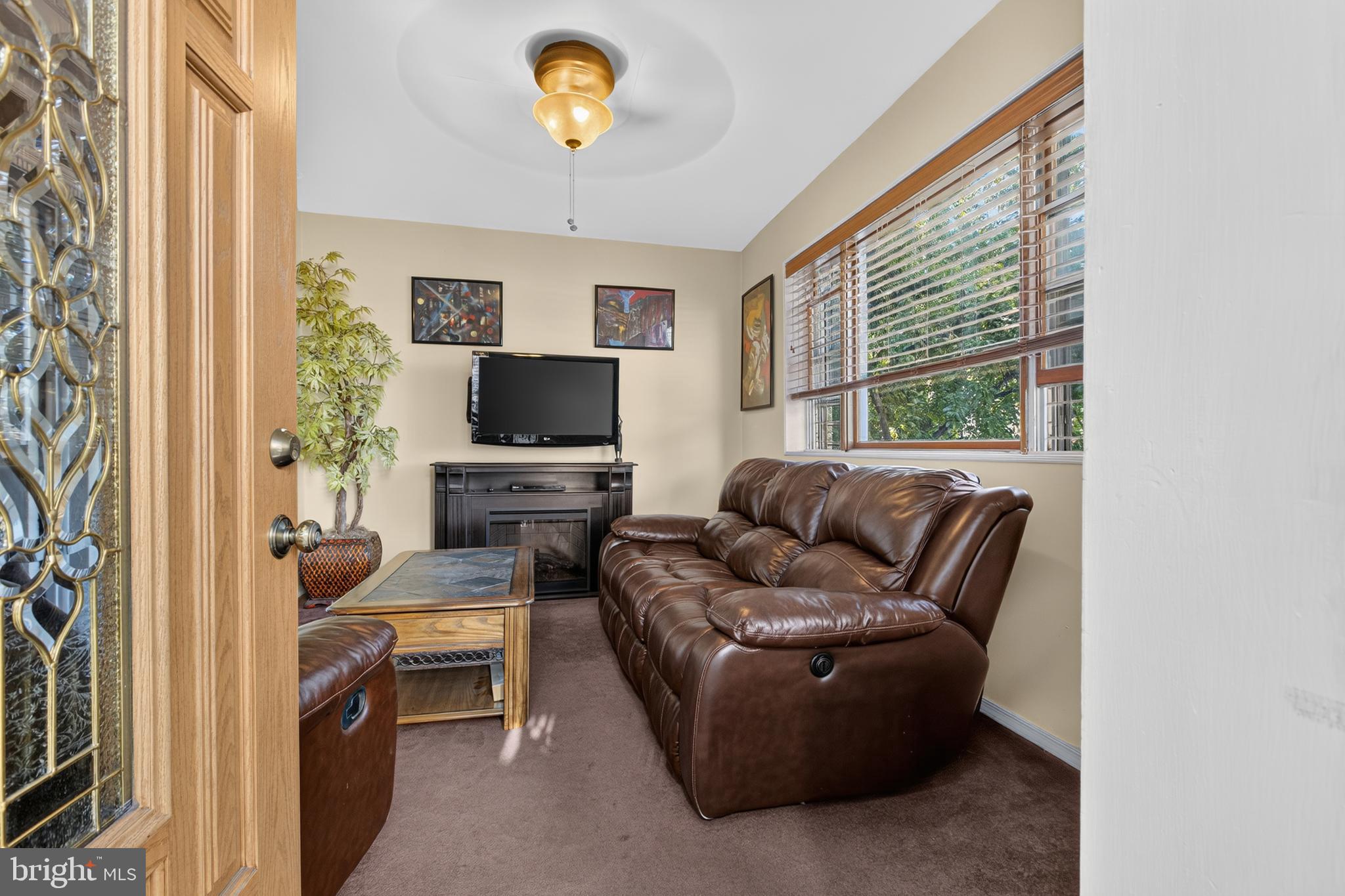 6016 COBBS CREEK PARKWAY