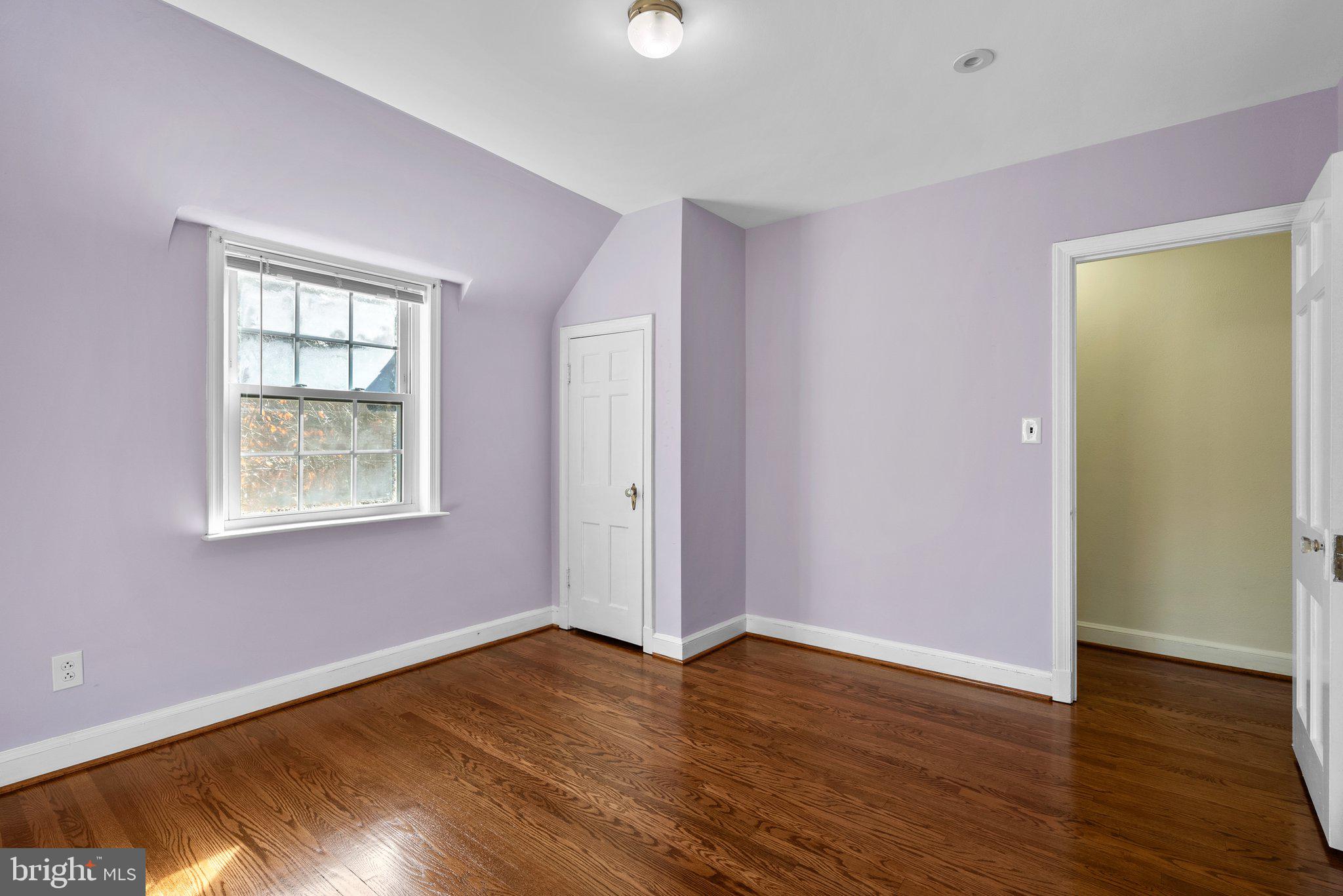 WOODSIDE - Residential