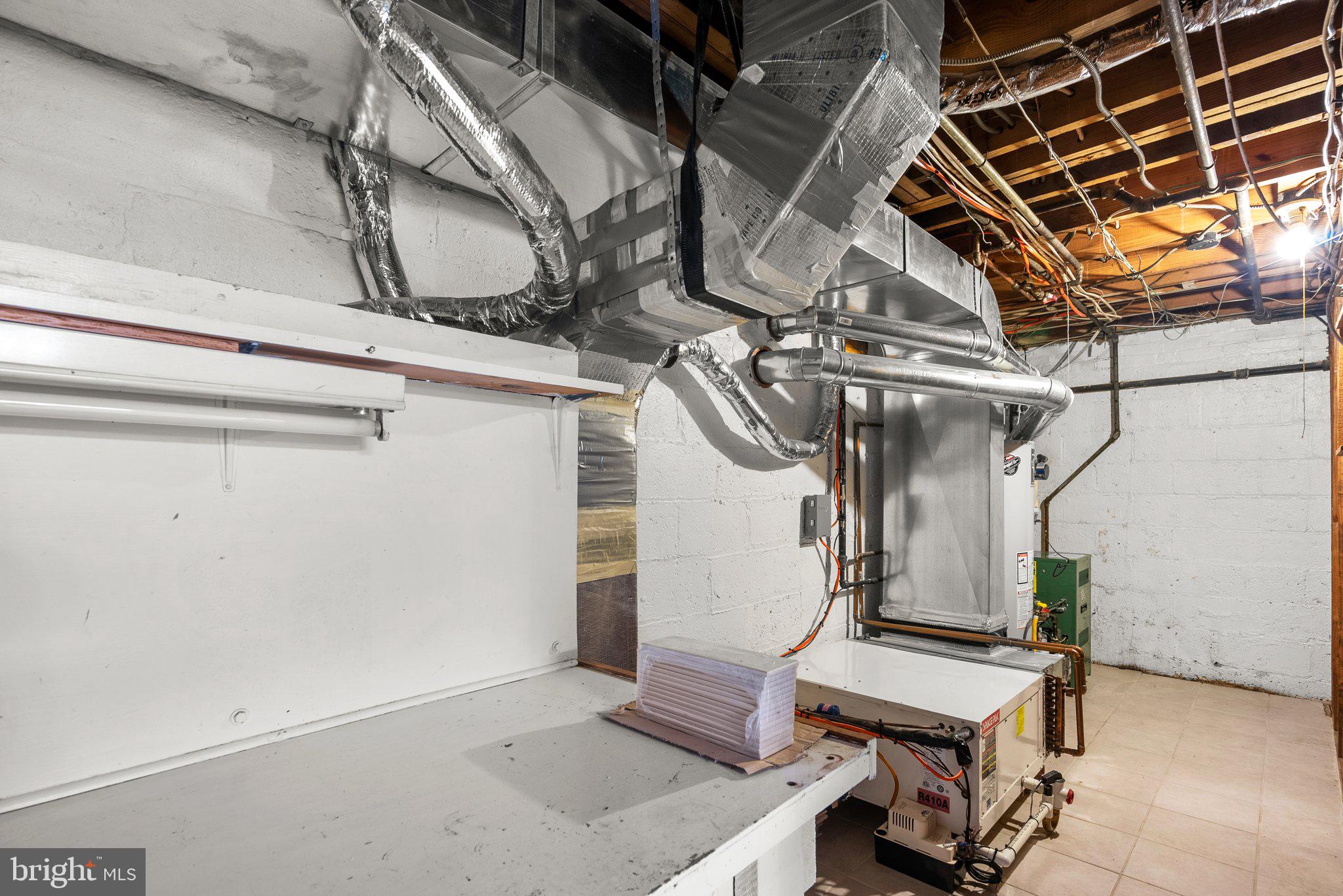 WOODSIDE - Residential