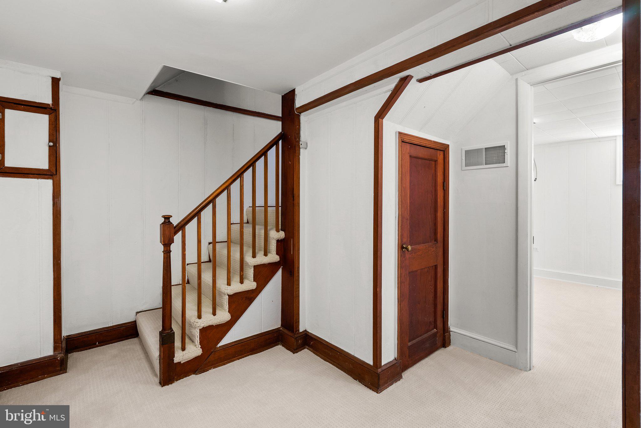 WOODSIDE - Residential