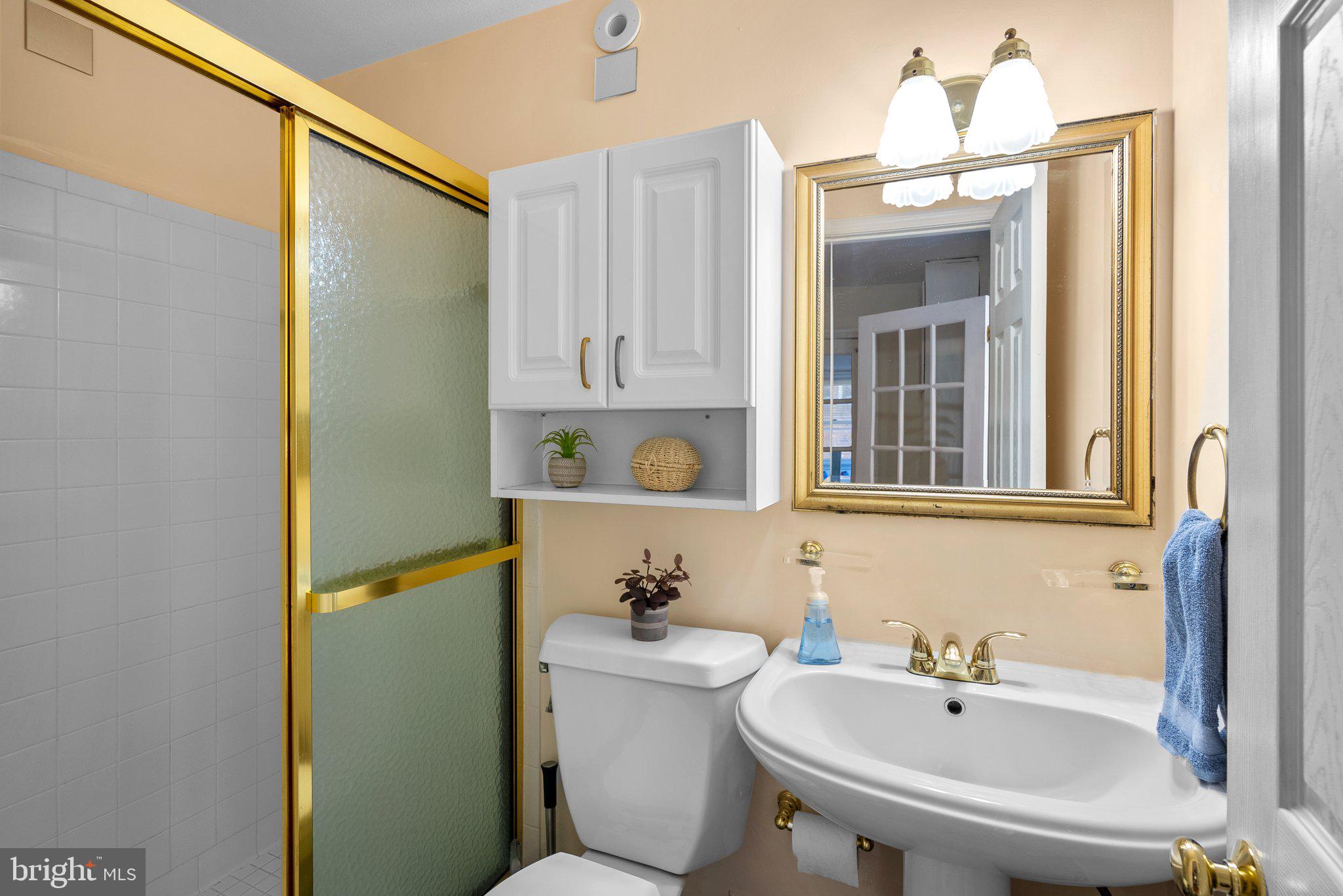 WOODSIDE - Residential