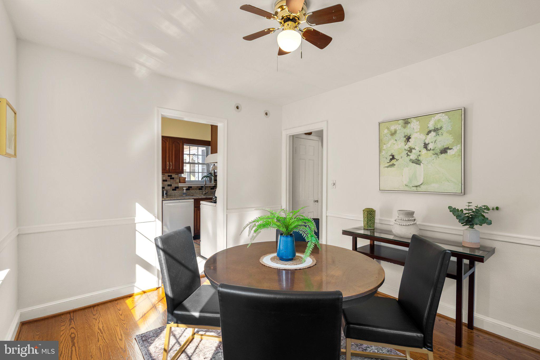 WOODSIDE - Residential