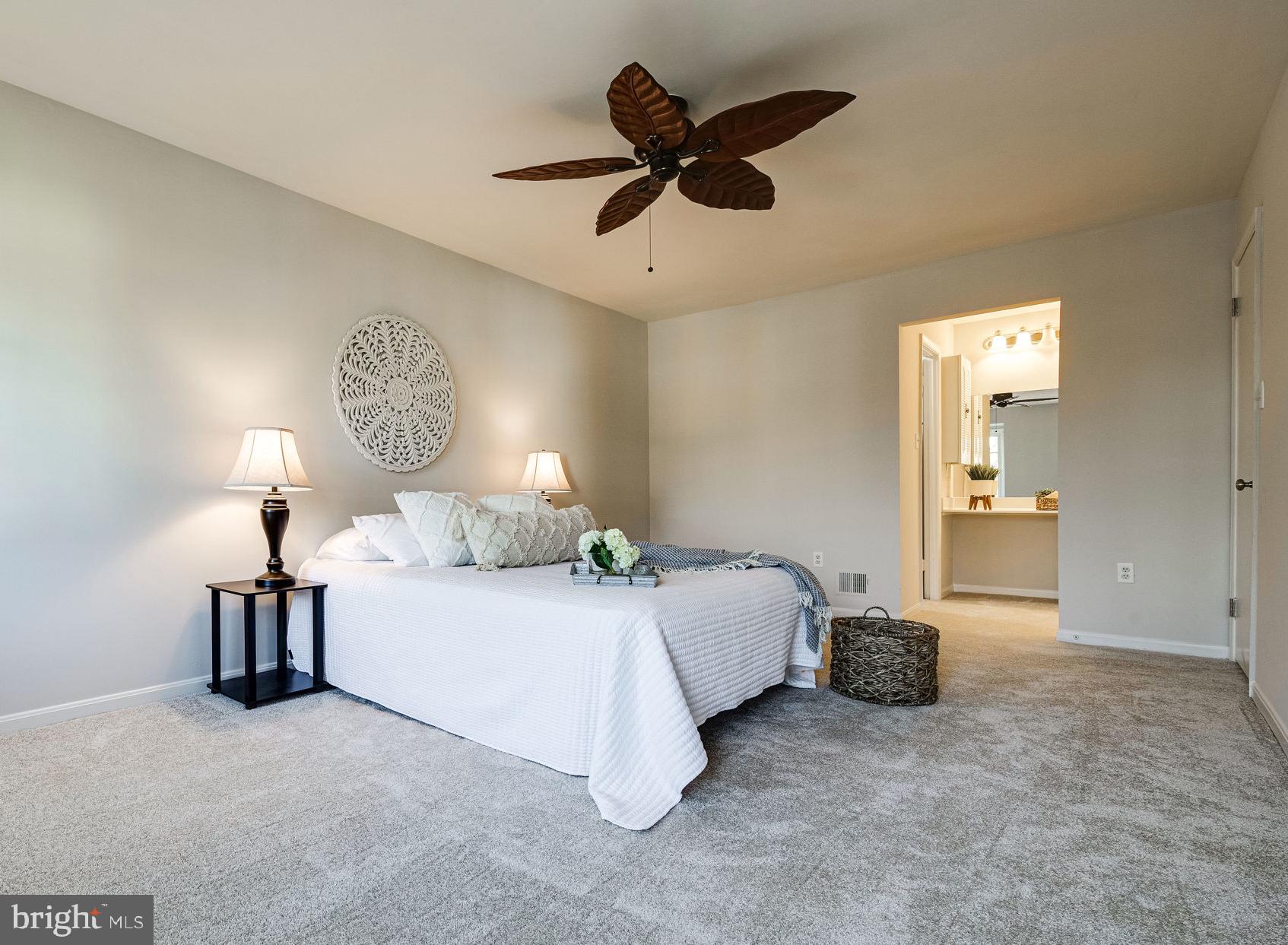 ROLLING FOREST - Residential