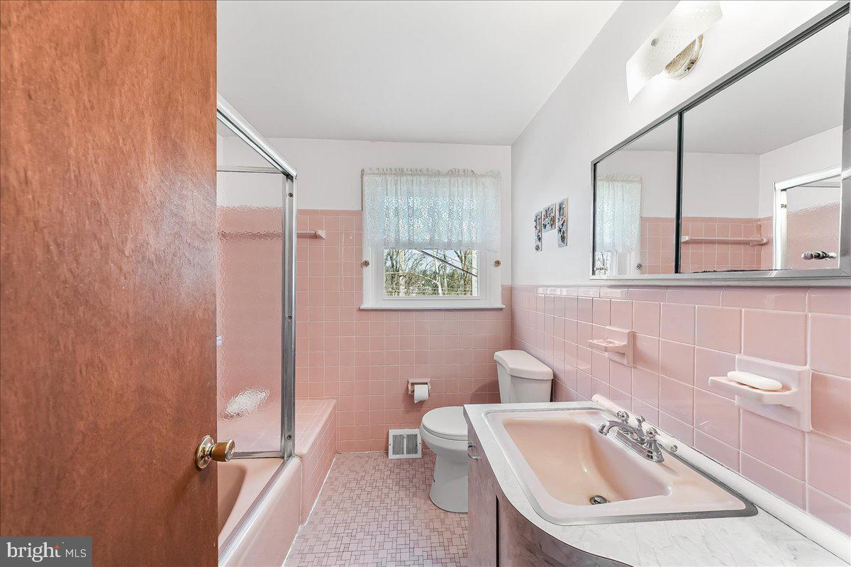 ROSE TREE WOODS - Residential