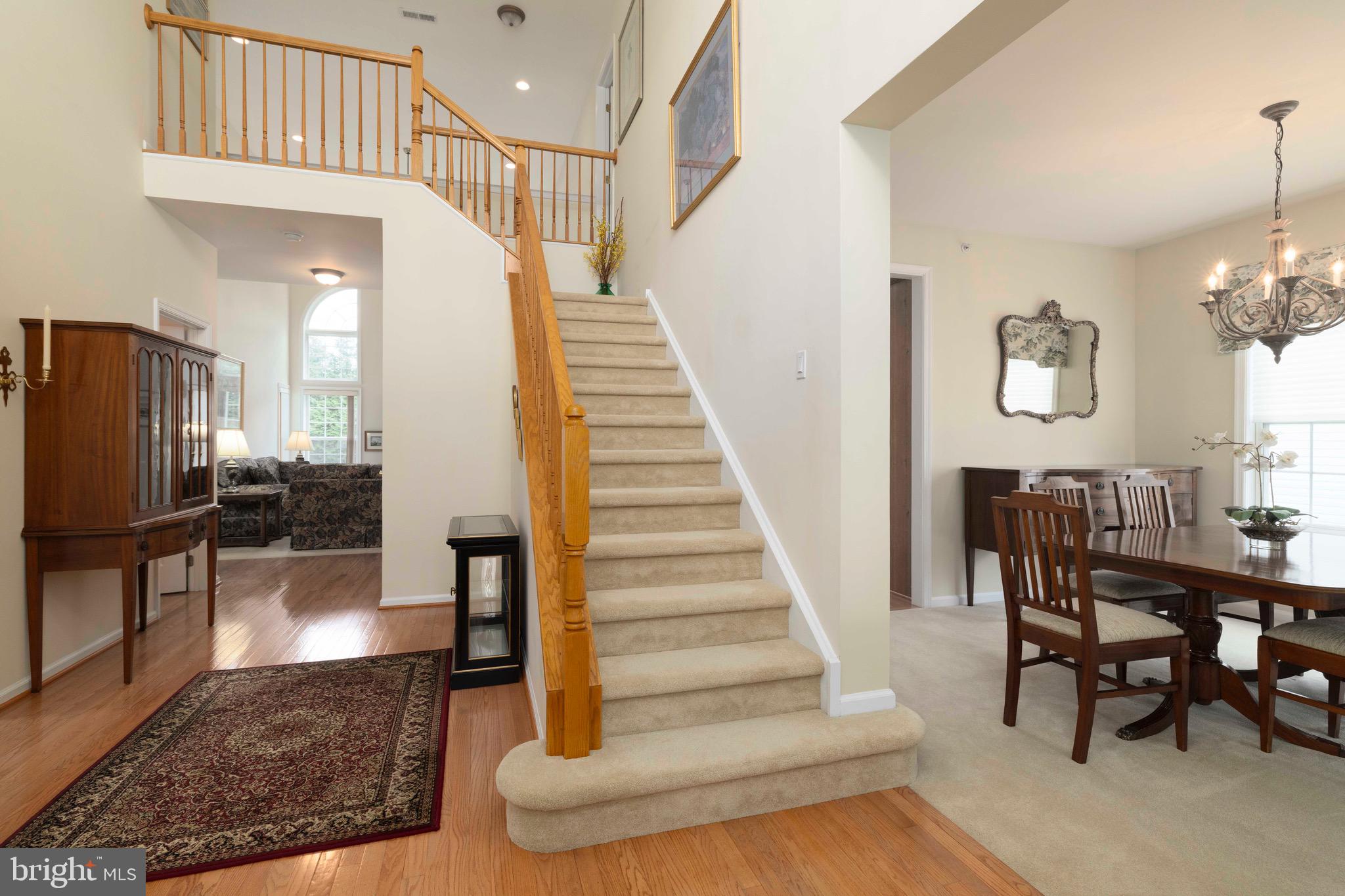 145 S FOUNDERS COURT