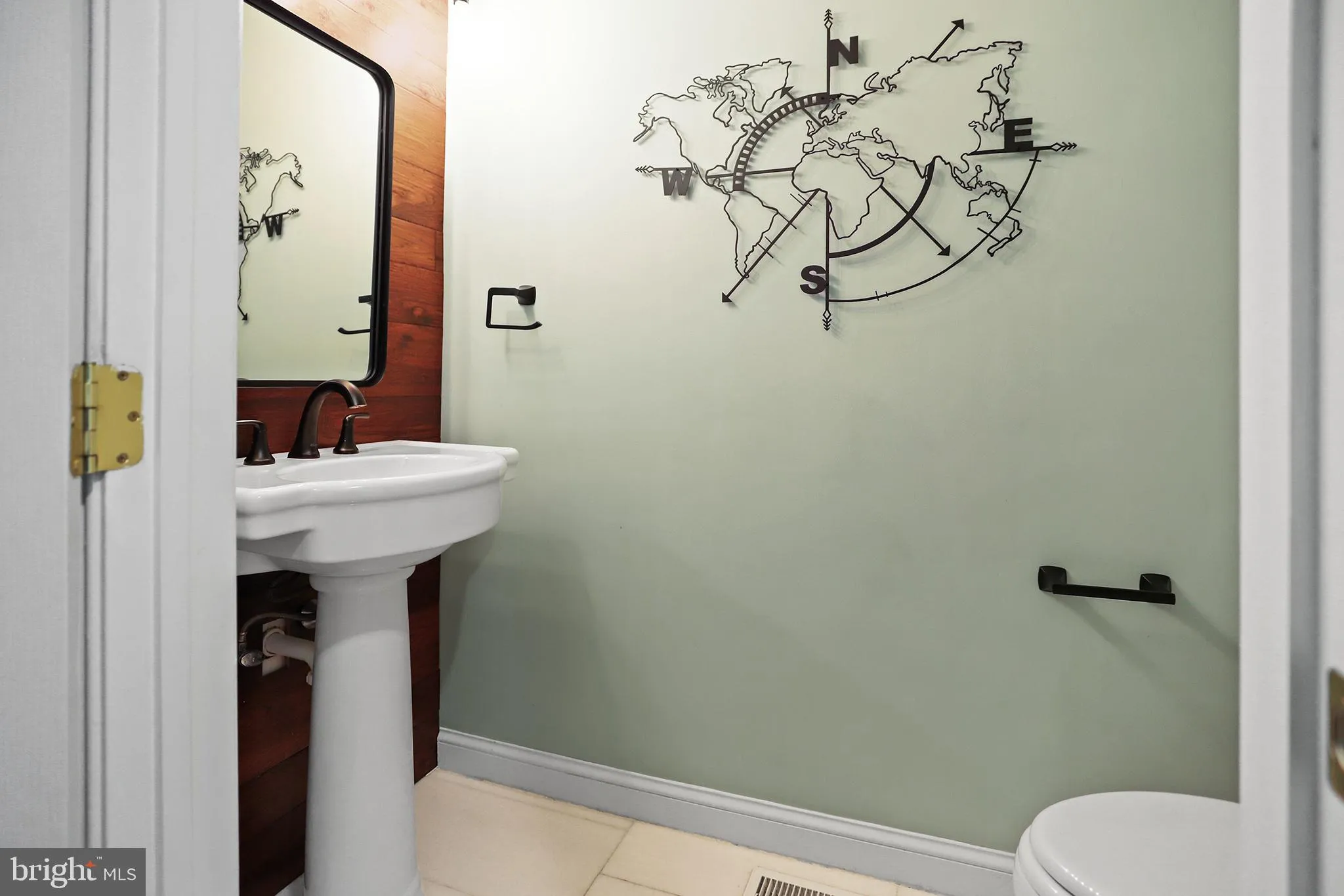 Glen Mills, Pennsylvania 19342, United States, 3 Bedrooms Bedrooms, ,4 BathroomsBathrooms,Residential,Active,169491