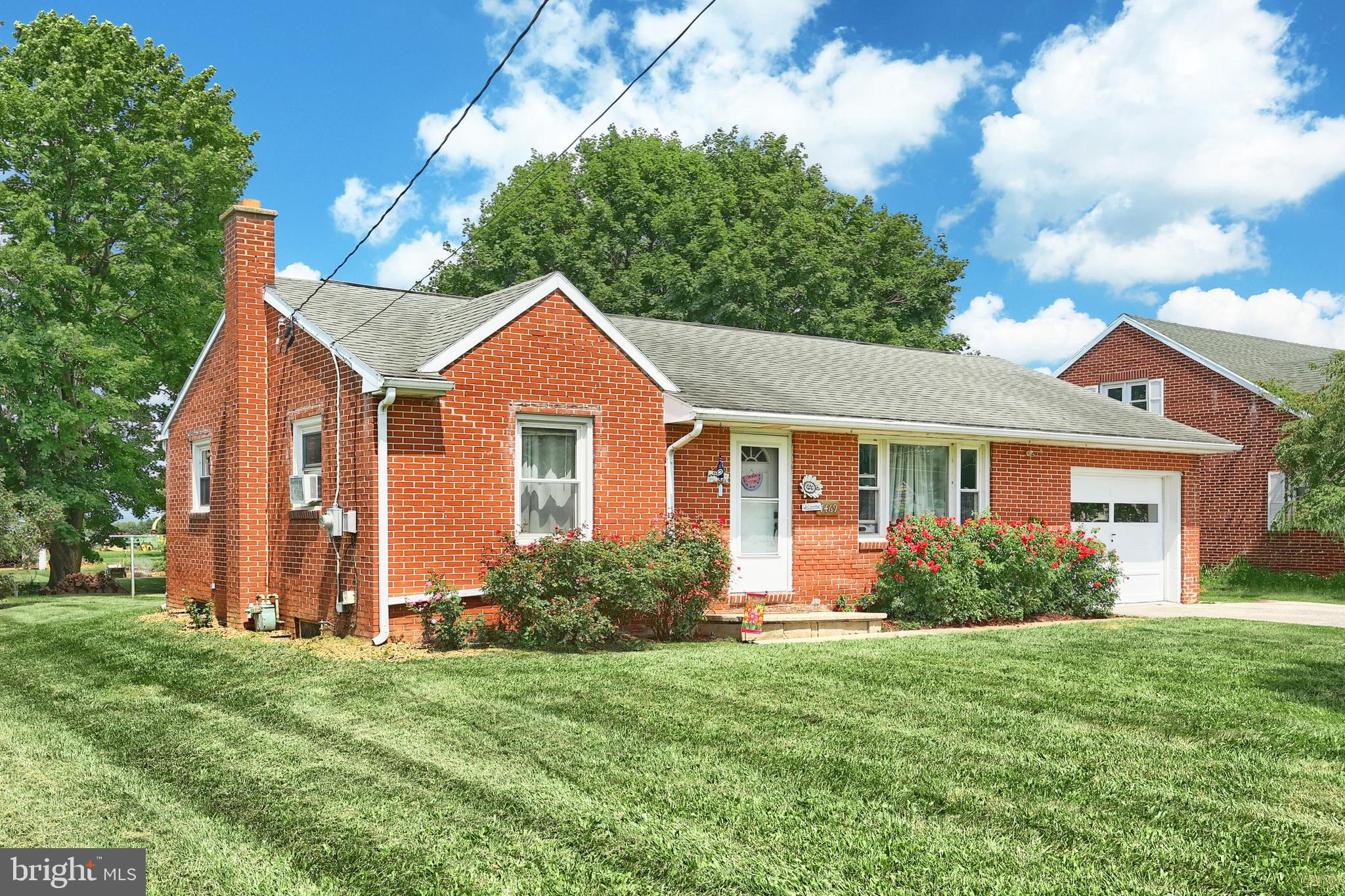 7469 LINCOLN HIGHWAY