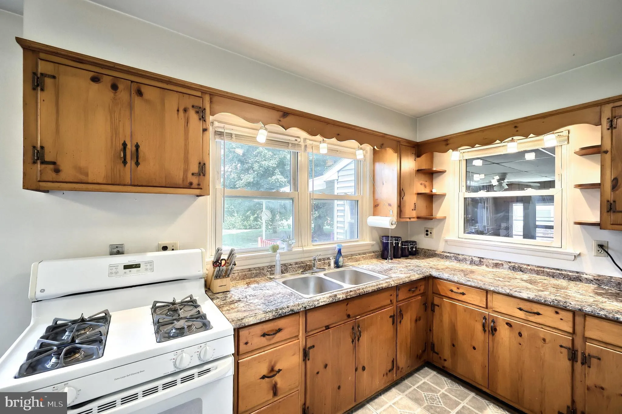 Abbottstown, Pennsylvania 17301, United States, 2 Bedrooms Bedrooms, ,1 BathroomBathrooms,Residential,Coming Soon,175644