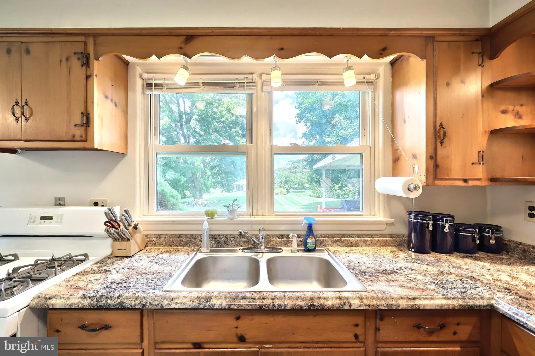 Abbottstown, Pennsylvania 17301, United States, 2 Bedrooms Bedrooms, ,1 BathroomBathrooms,Residential,Coming Soon,175644