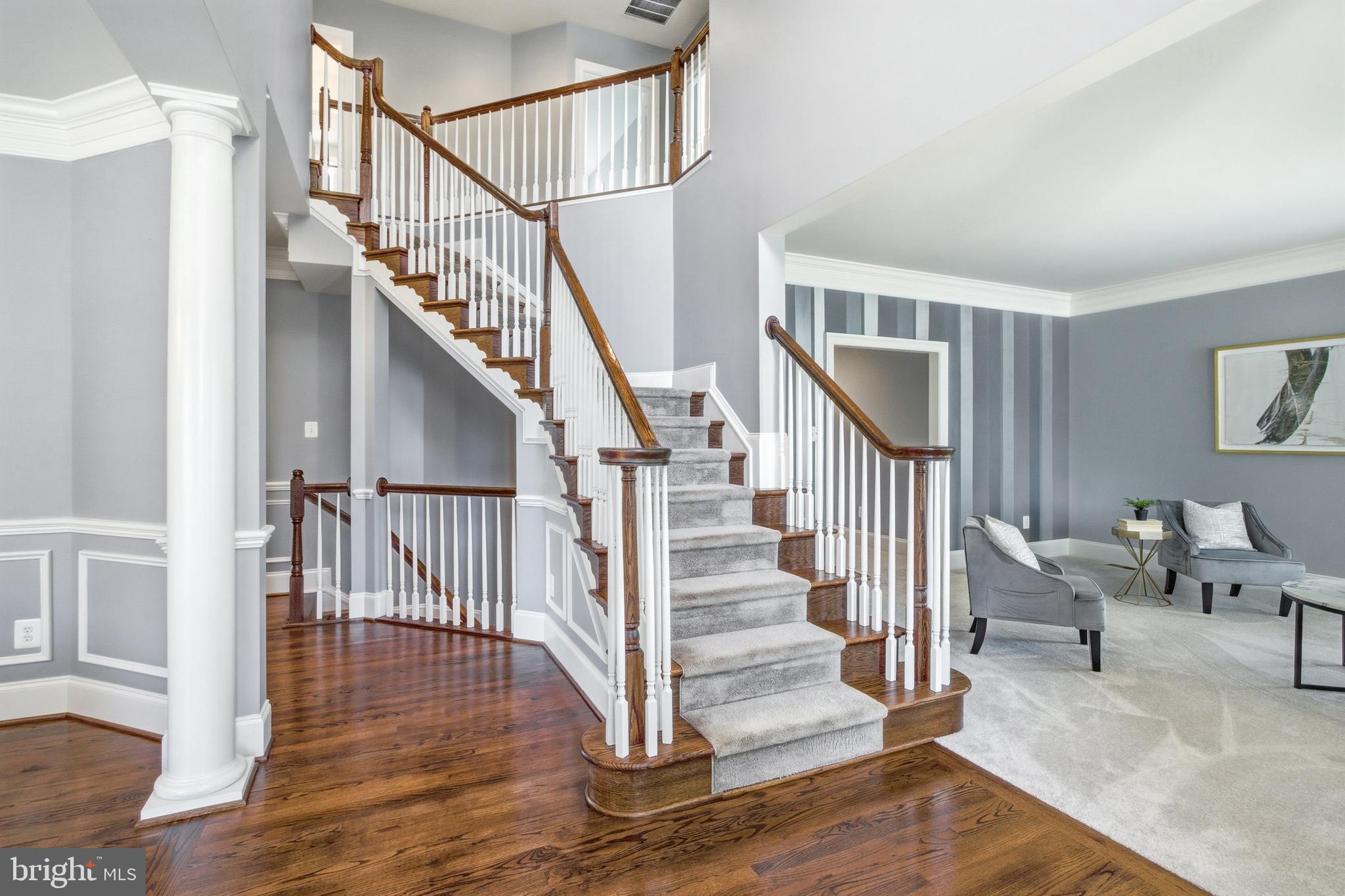 STONEWALL MANOR - Residential