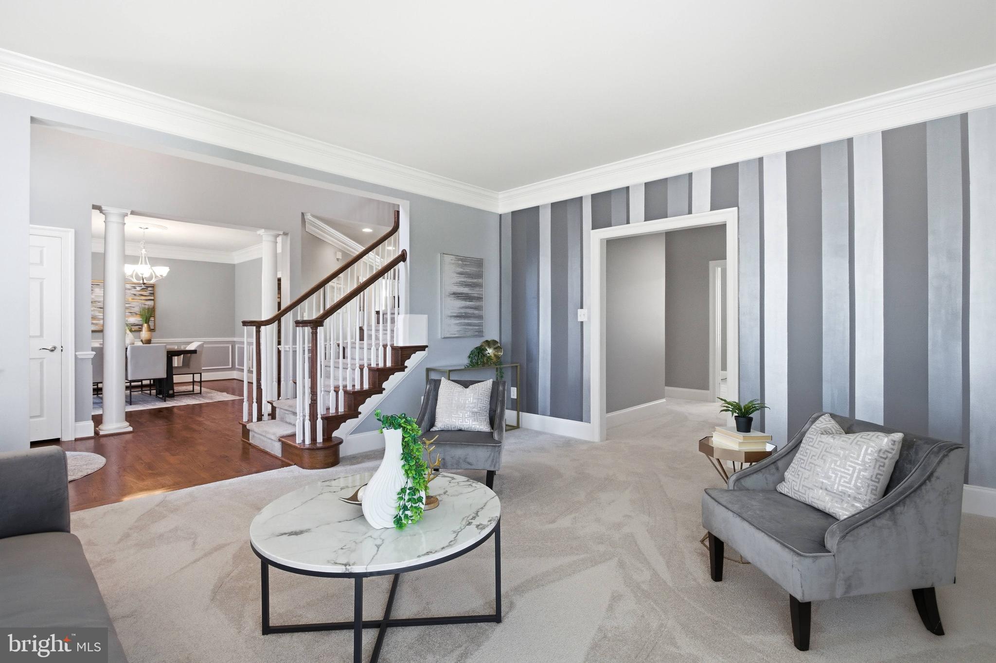 STONEWALL MANOR - Residential