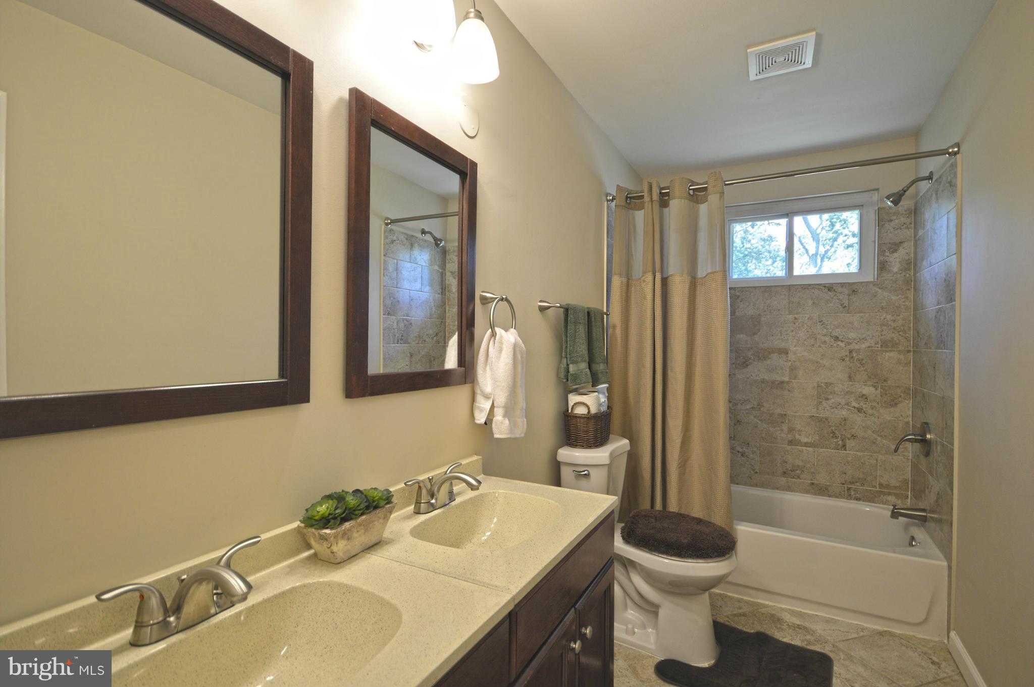 TOWNSEND - Residential