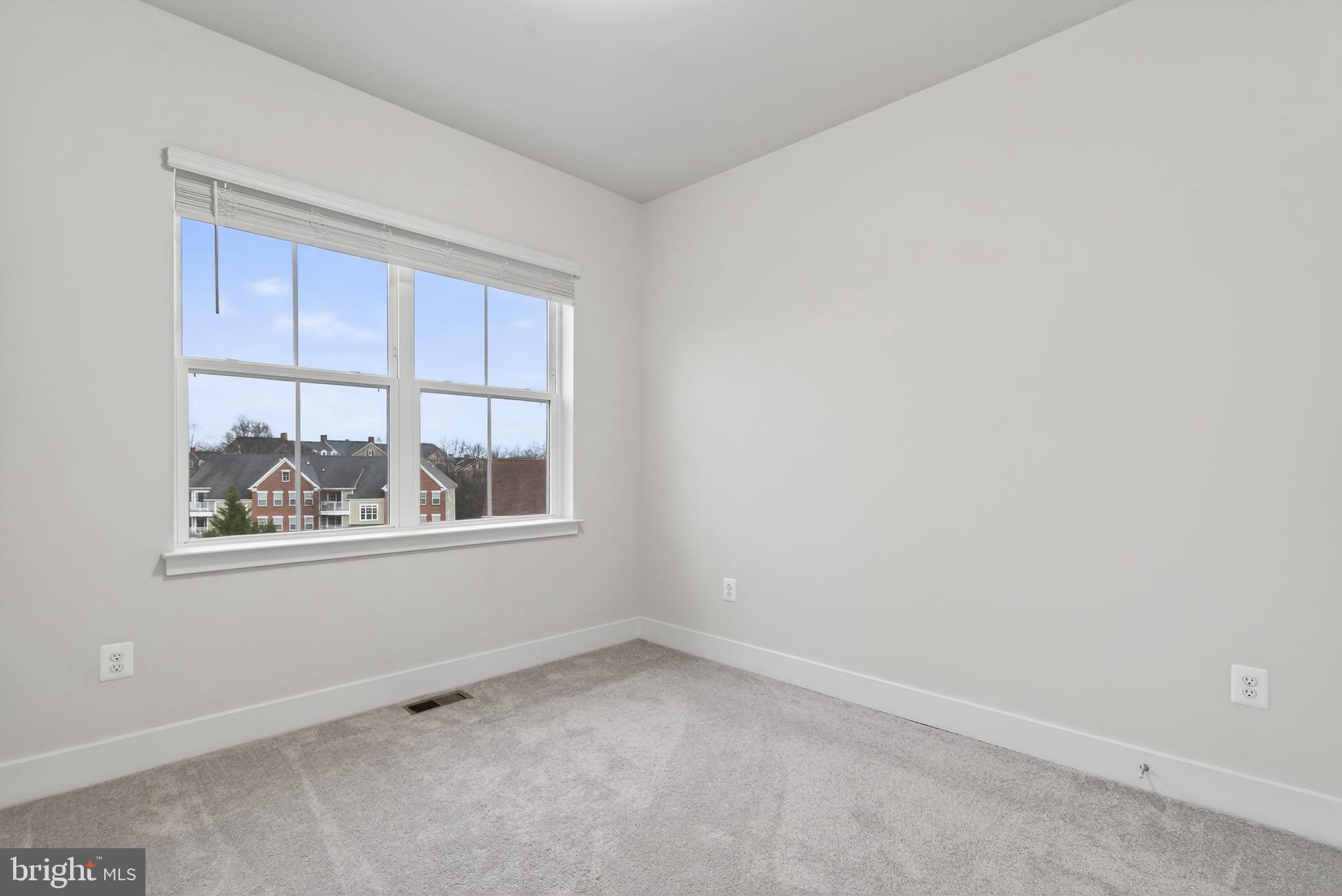 VILLAGE TOWNS - Residential