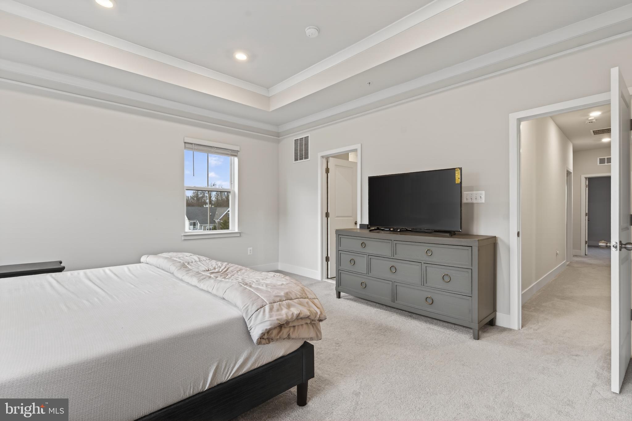 VILLAGE TOWNS - Residential