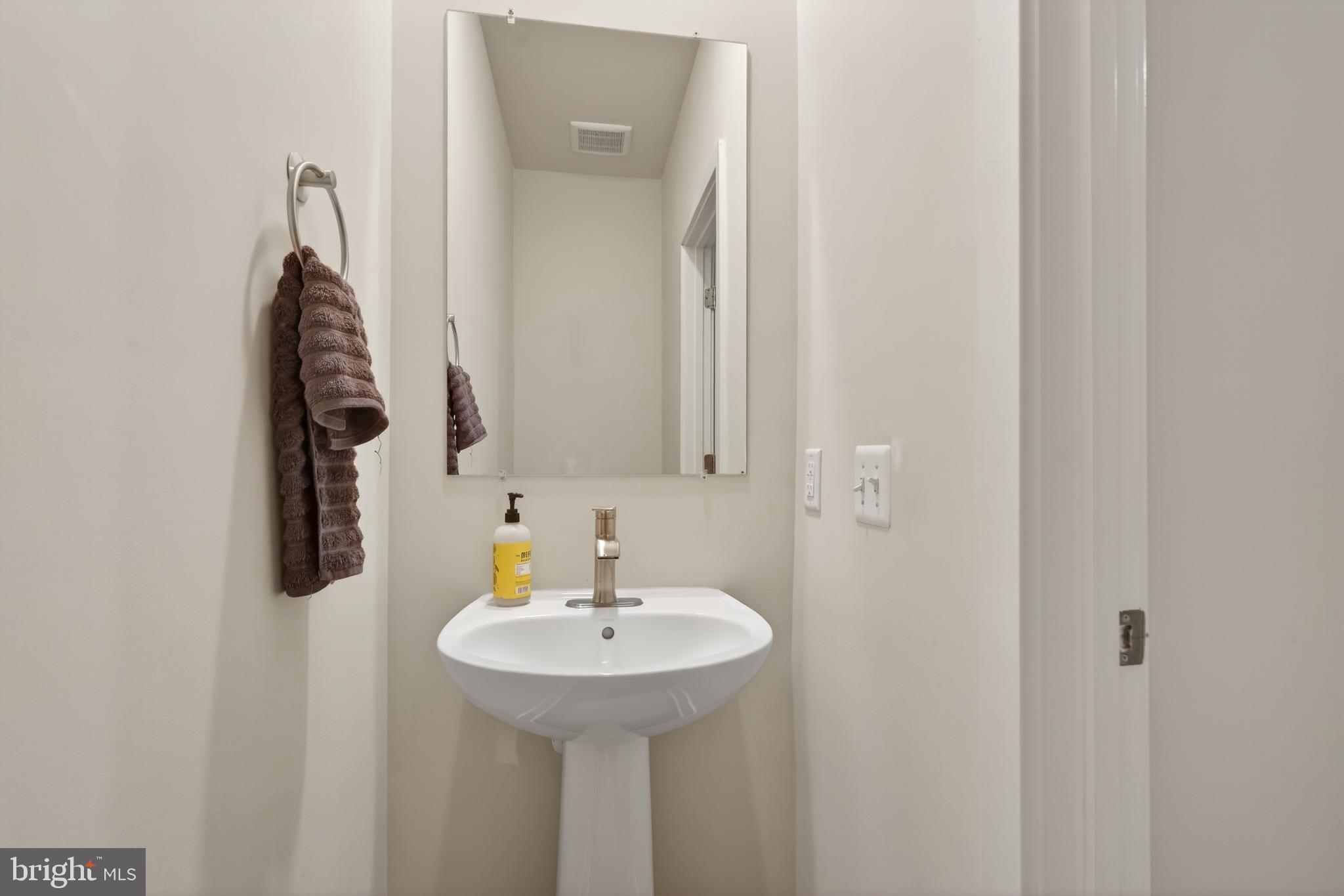 VILLAGE TOWNS - Residential