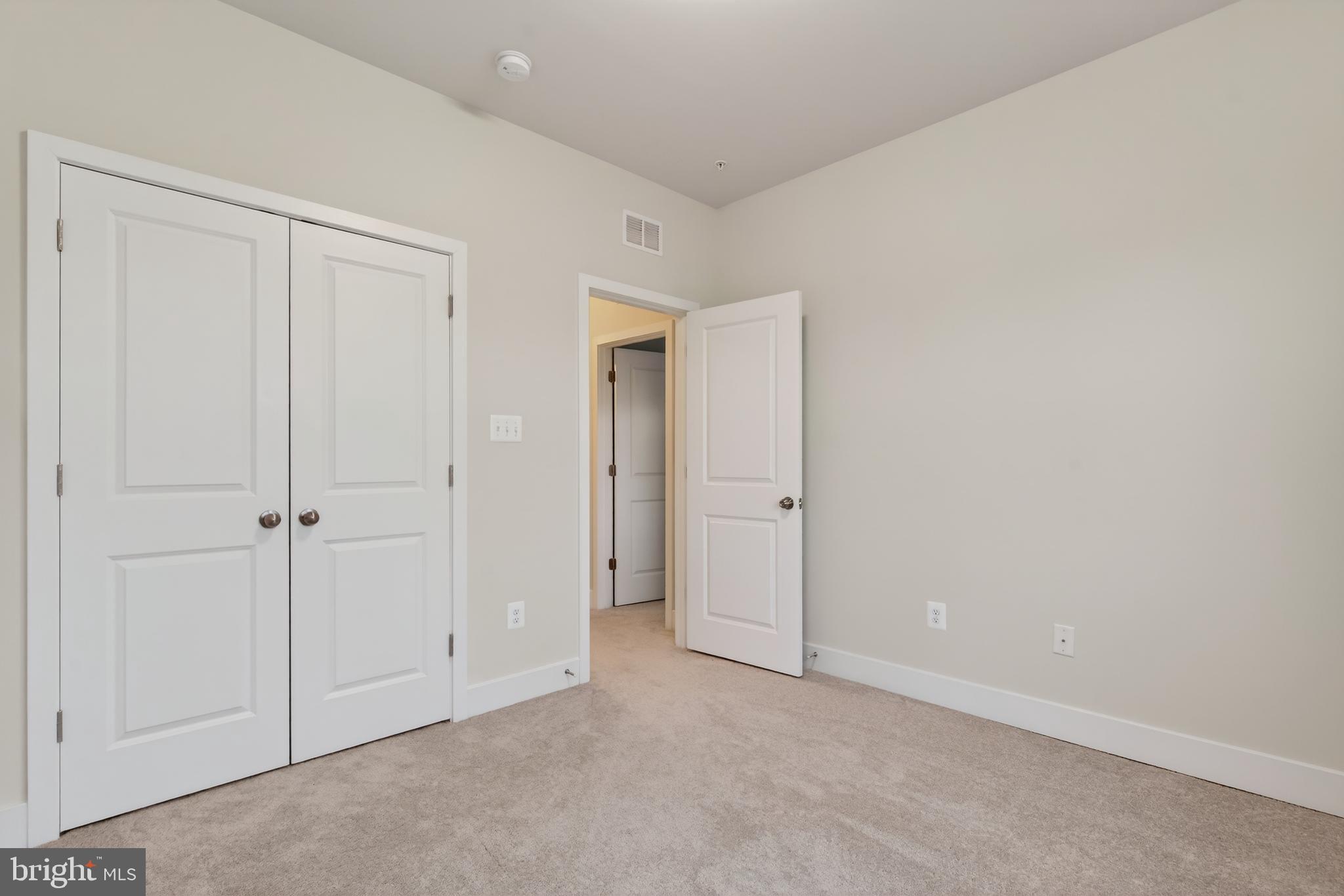 VILLAGE TOWNS - Residential